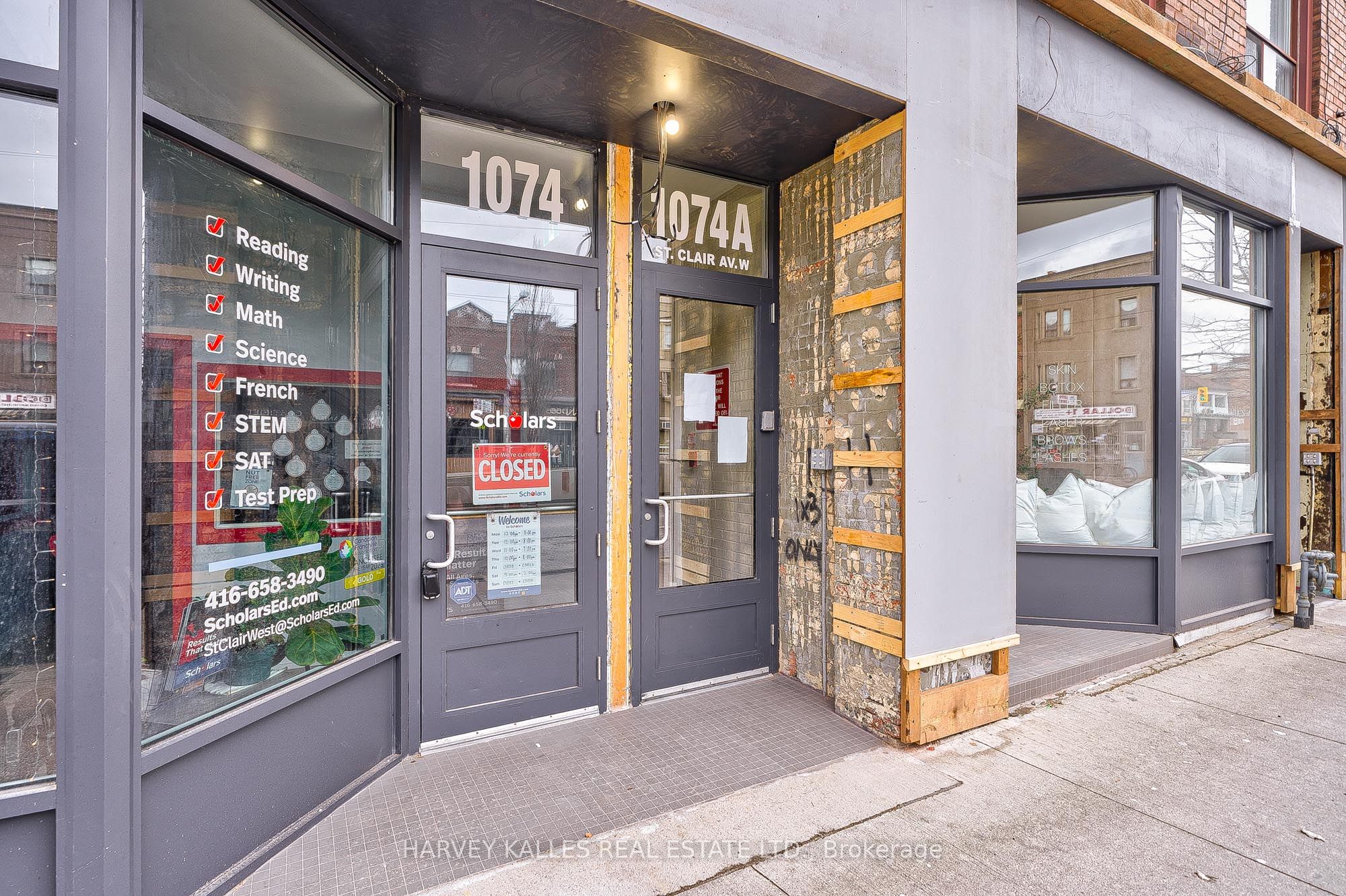1074 St Clair Avenue W 4, Toronto, ON M6E 3H3 photo 4