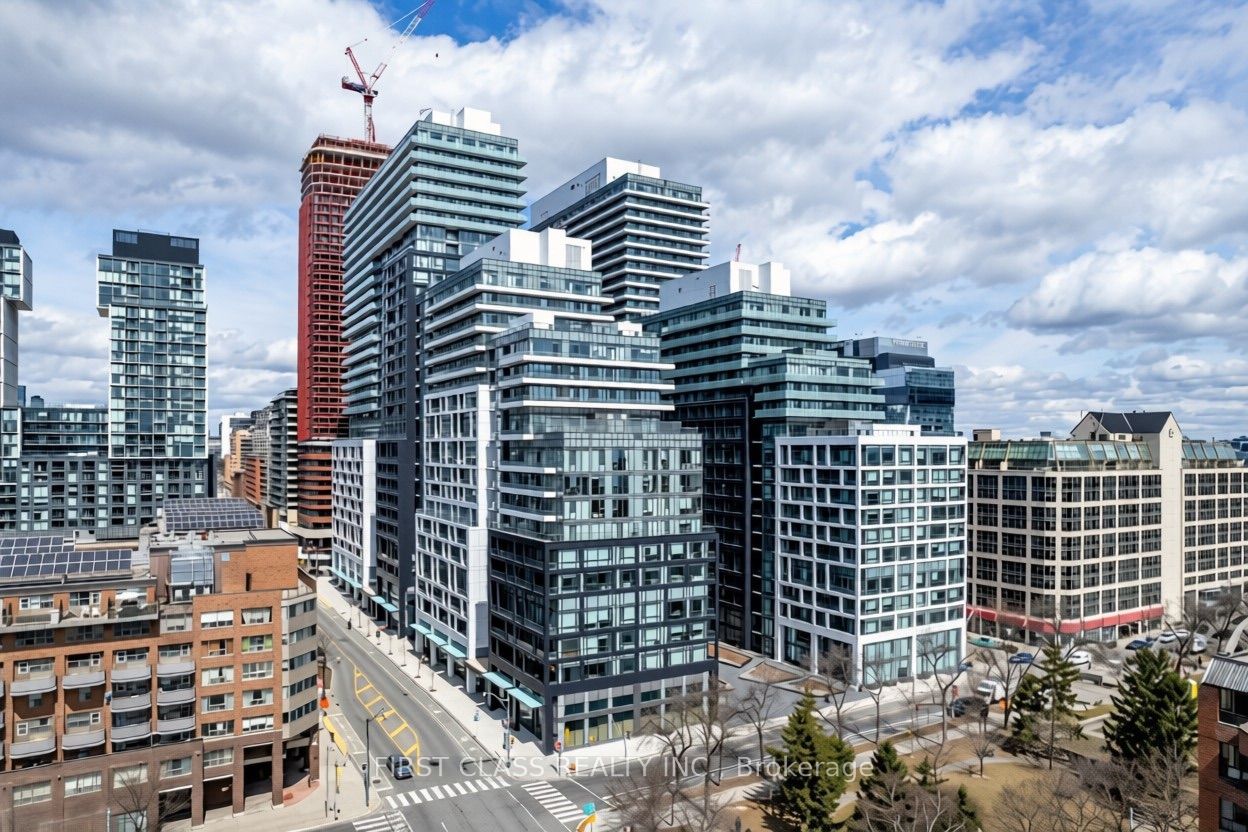 135 Lower Sherbourne St N/A 1733W, Toronto, ON M5A 1Y4