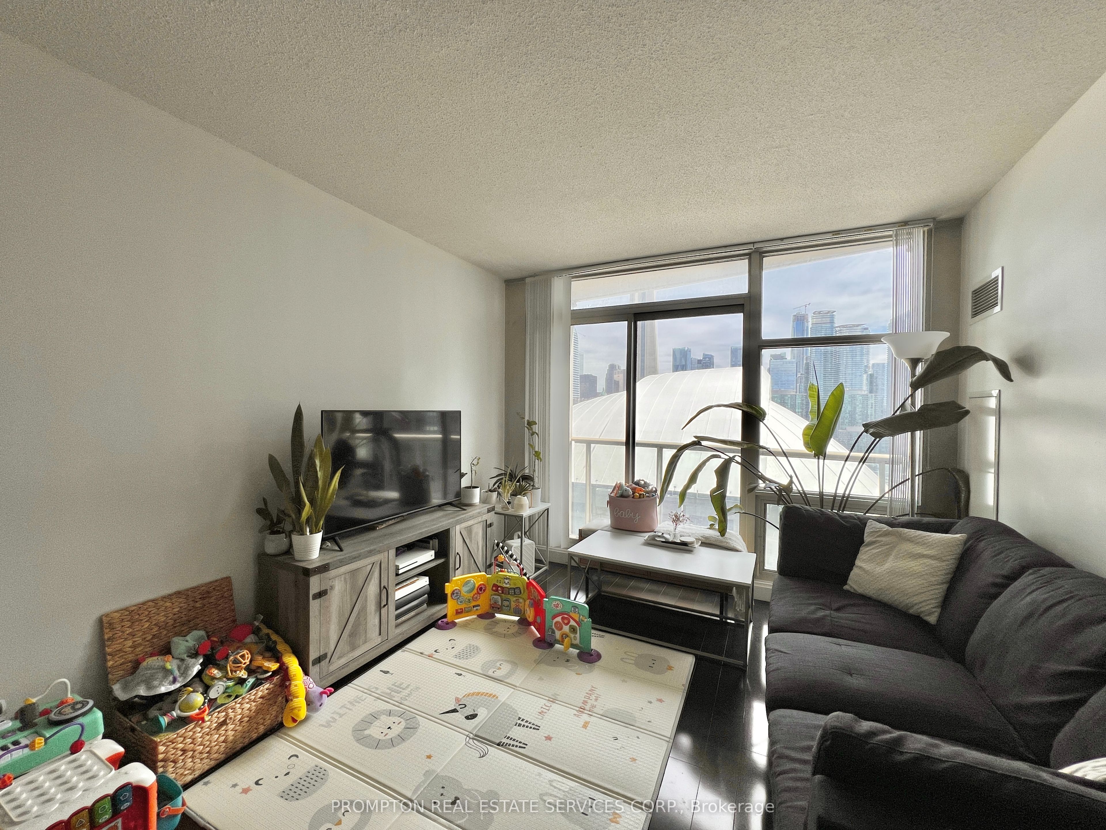 10 Navy Wharf Court 2708, Toronto, ON M5V 3V2 photo 5