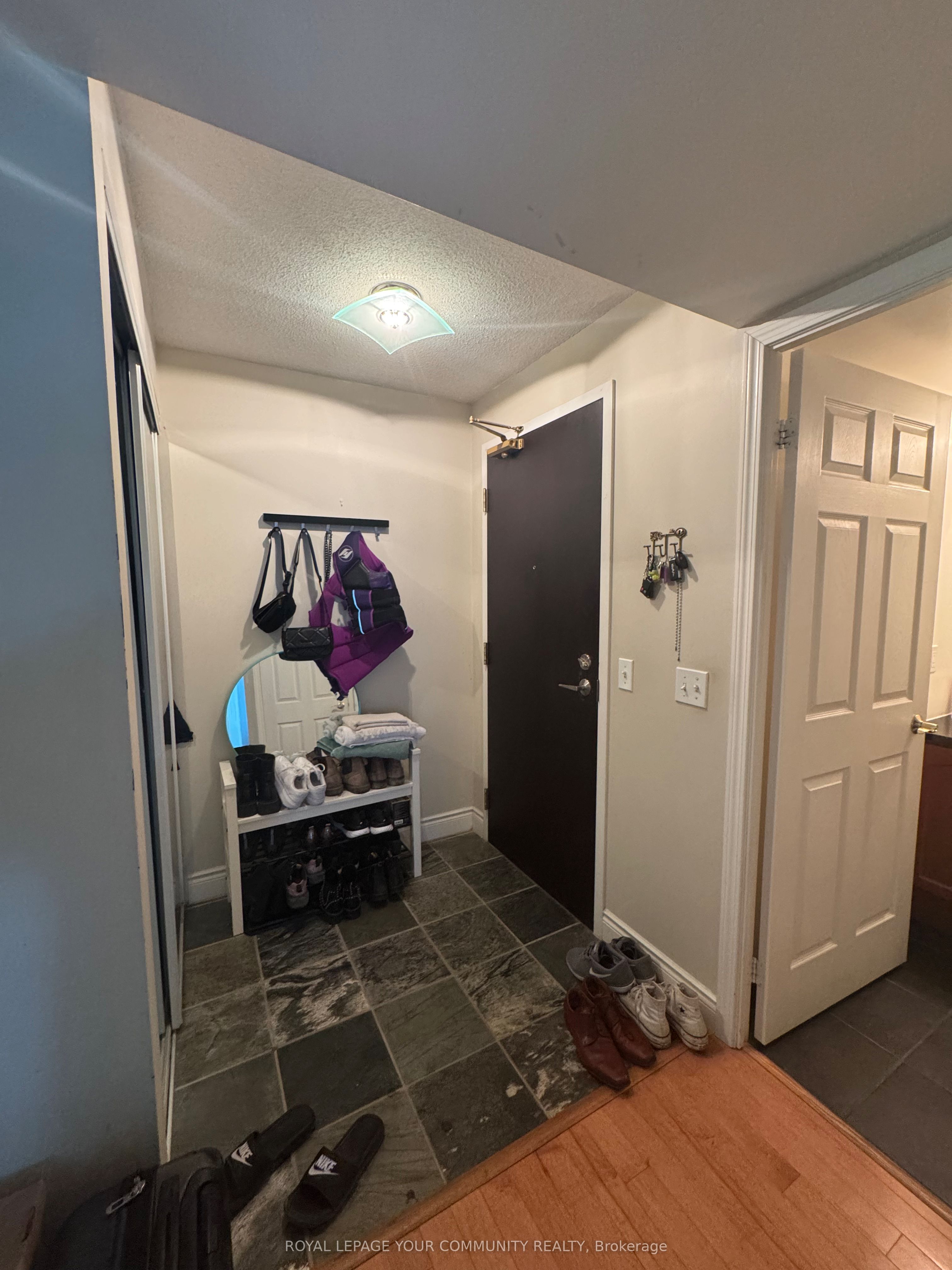 30 Grand Trunk Crescent 3806, Toronto, ON M5J 3A4 photo 2