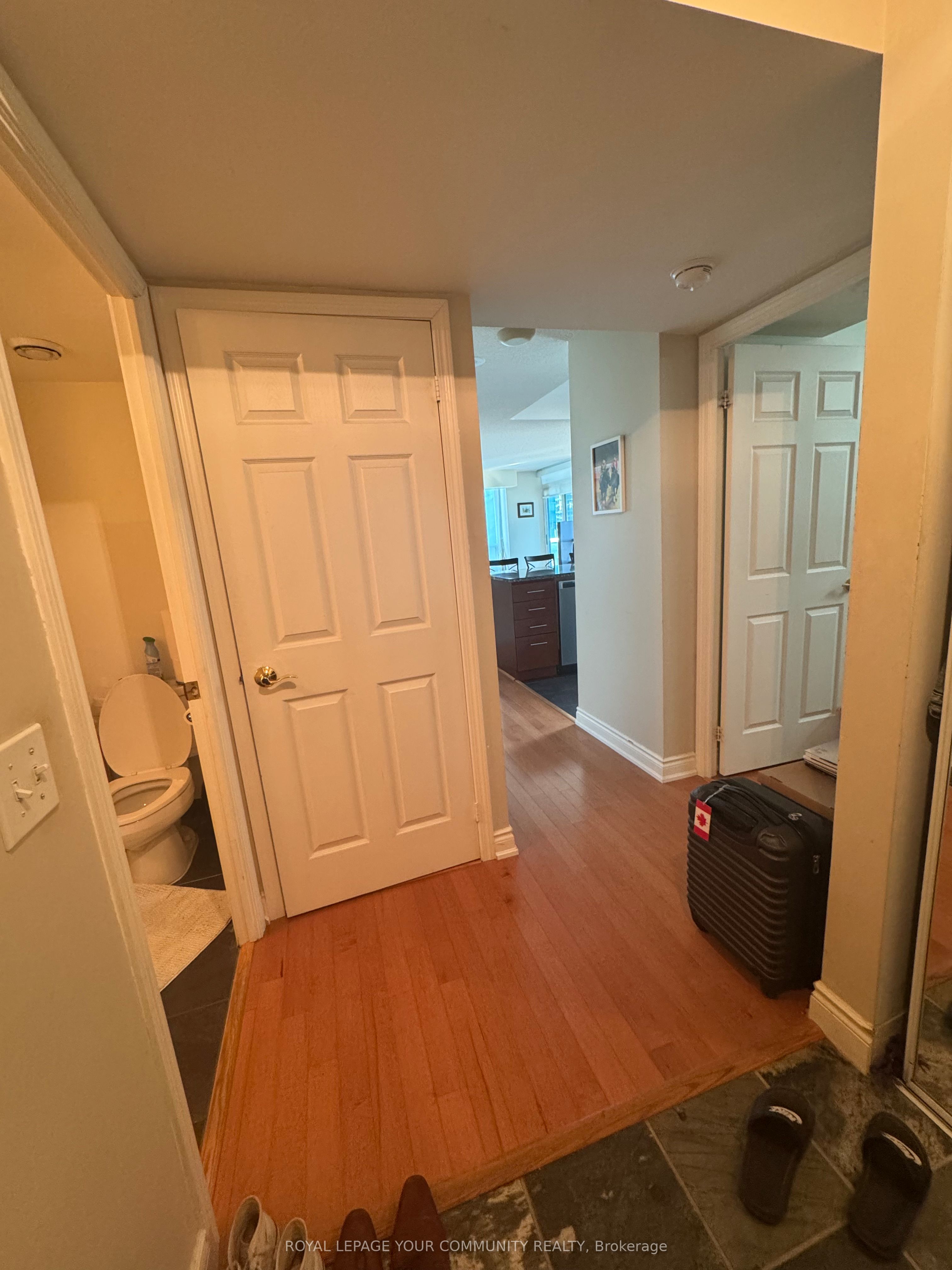 30 Grand Trunk Crescent 3806, Toronto, ON M5J 3A4 photo 5