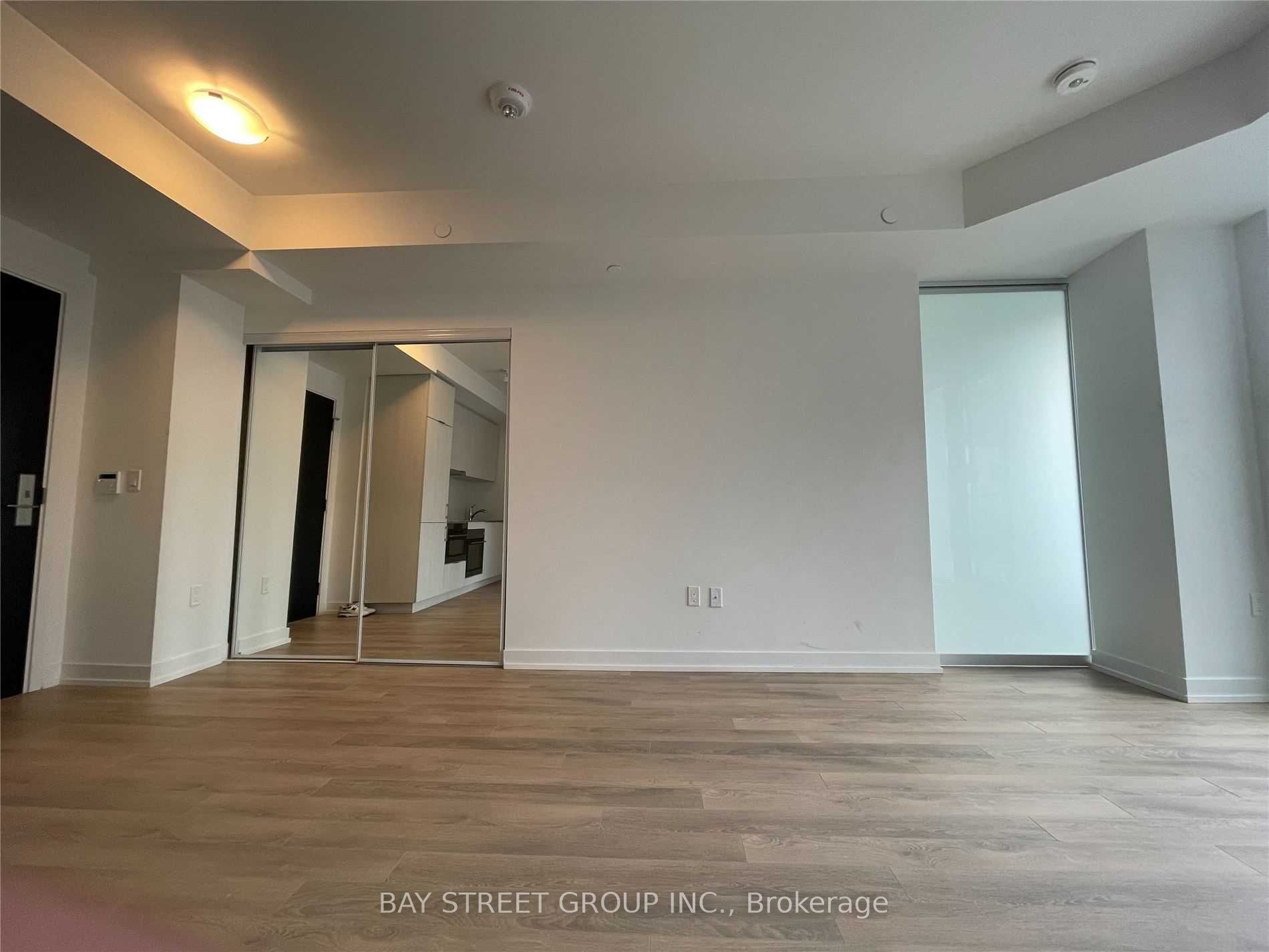 158 Front Street E 214, Toronto, ON M5A 0K9 photo 3