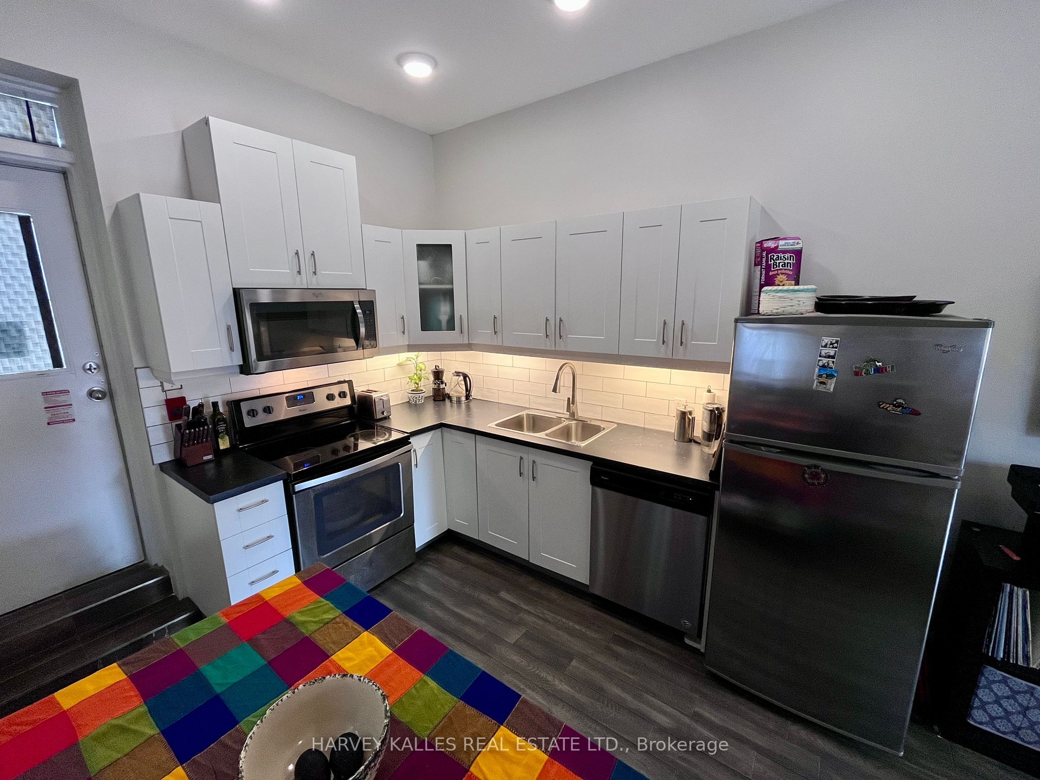 167 Lauder Avenue 1, Toronto, ON M6E 3H3 photo 3