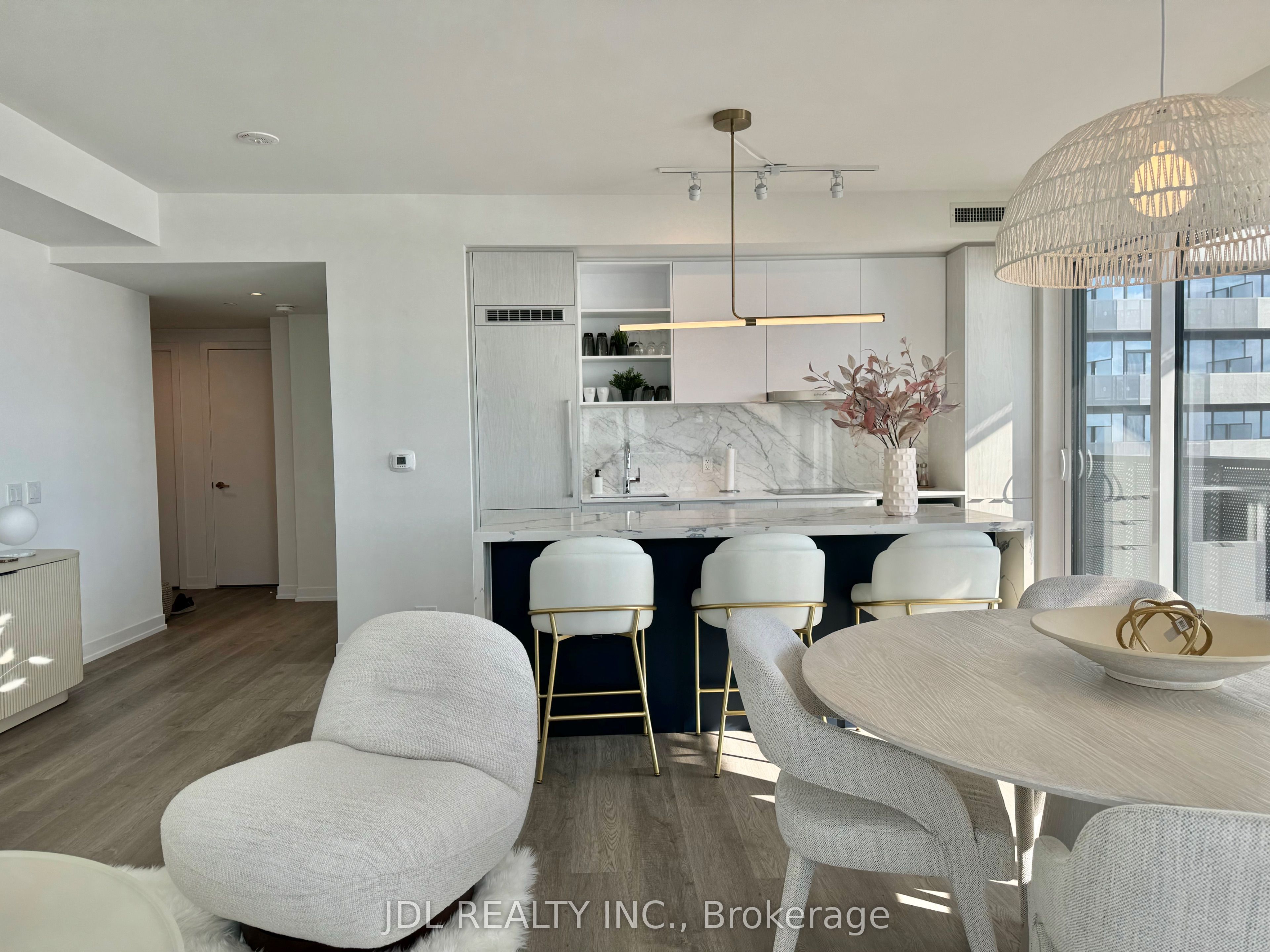 55 Cooper Street 5811, Toronto, ON M5E 0G1 photo 2