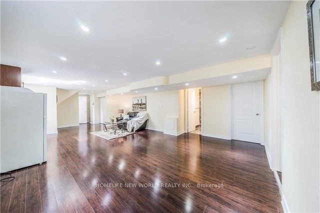 205 Pineway Boulevard Basement, Toronto, ON M2H 1B4 photo 3
