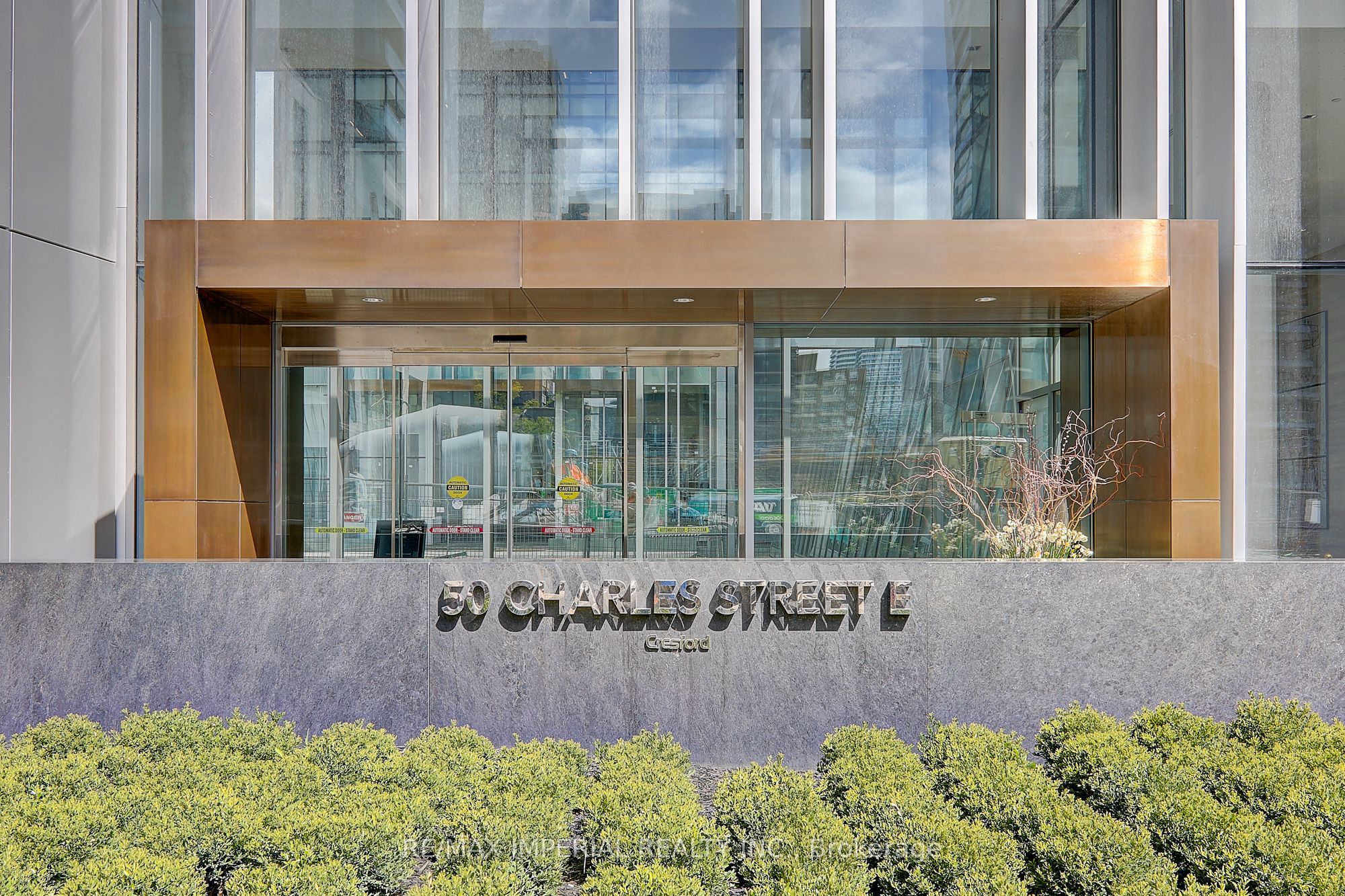 50 Charles Street E LPH4907, Toronto, ON M4Y 0C3 photo 2