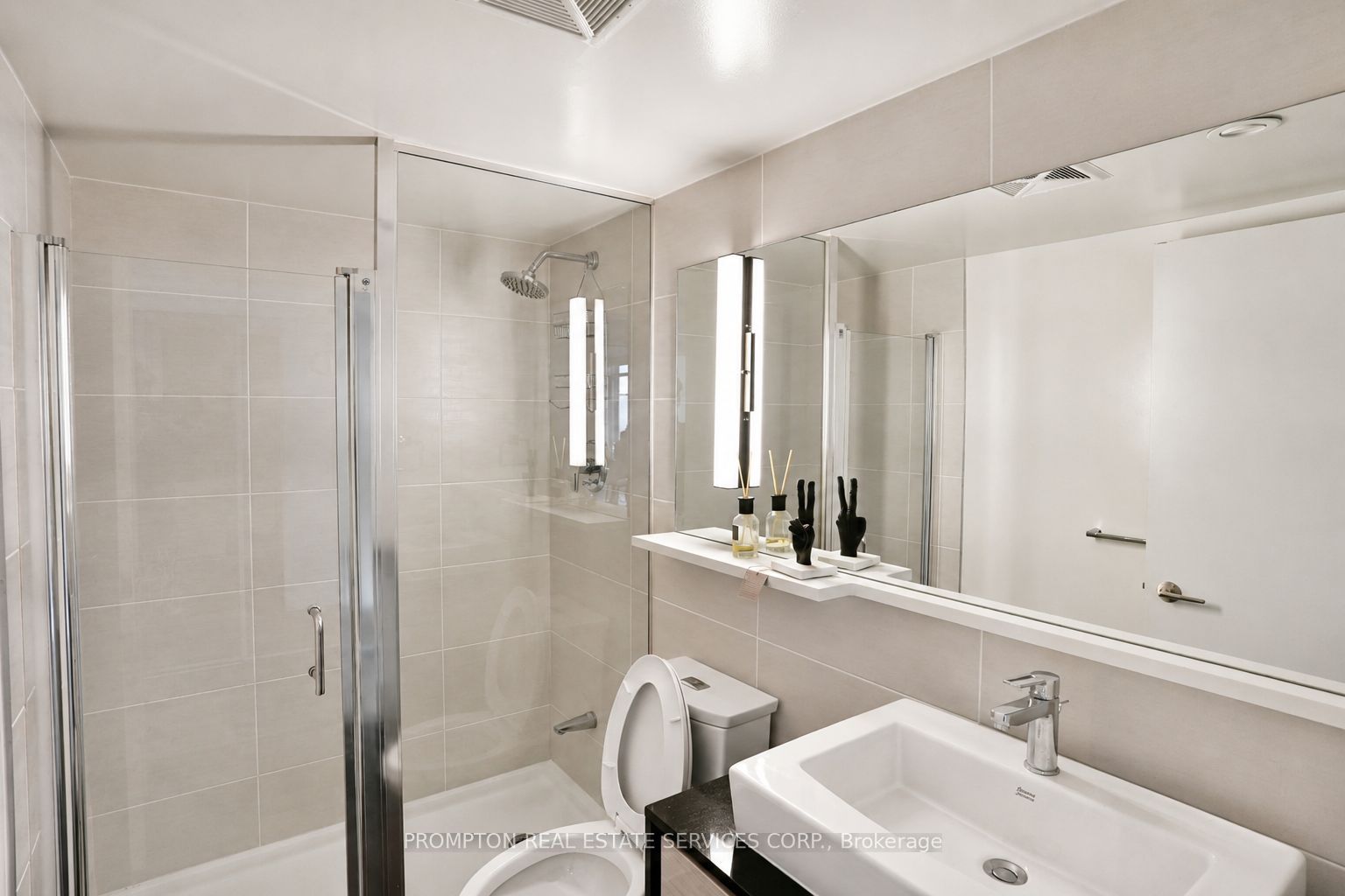 72 Esther Shiner Boulevard 717, Toronto, ON M2K 2X9 photo 5