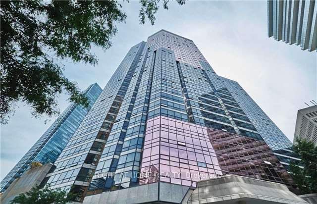 1001 Bay Street 919, Toronto, ON M5S 3A6 photo 2