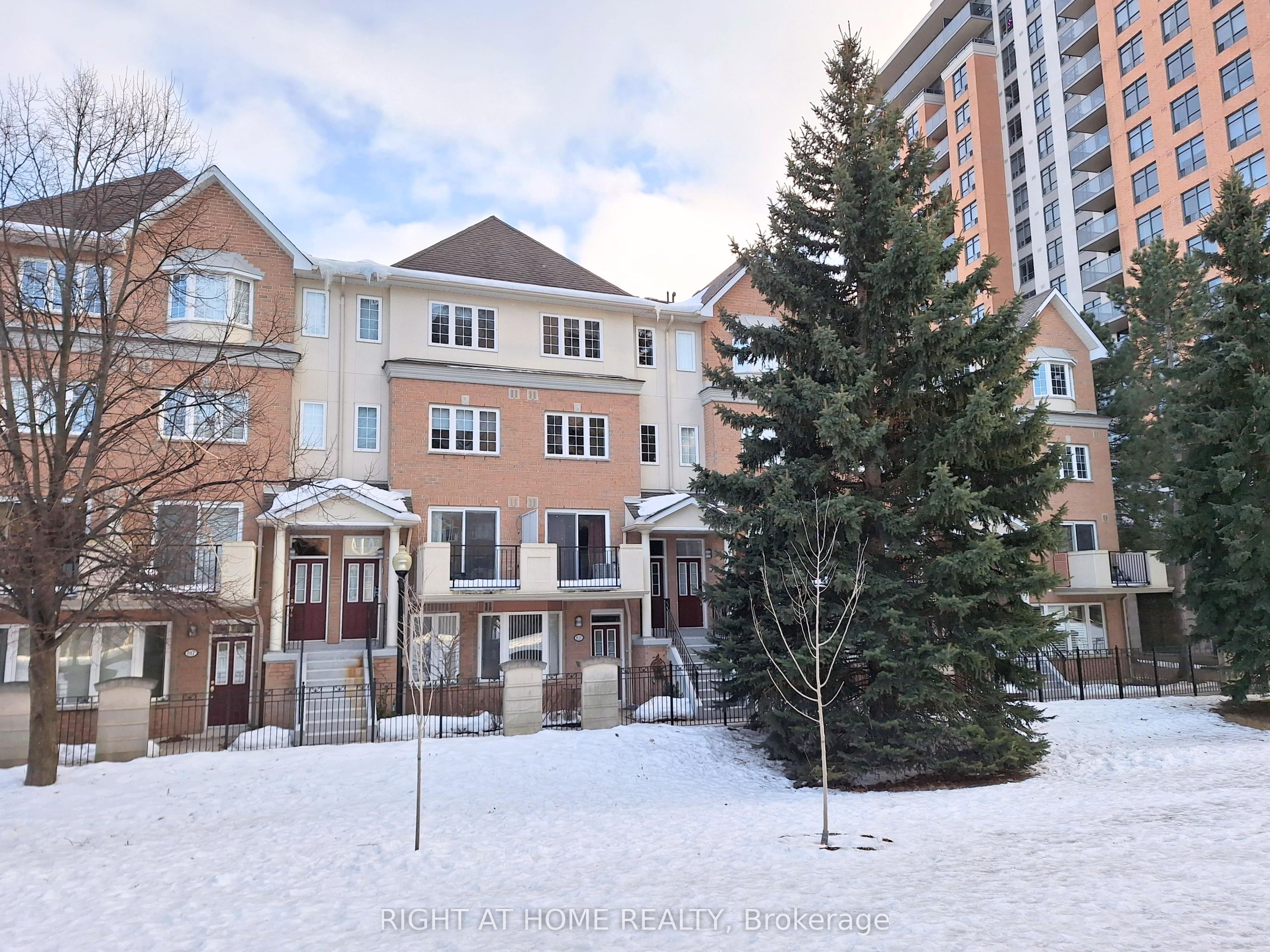 821 Grandview Way, Toronto, ON M2N 6V5