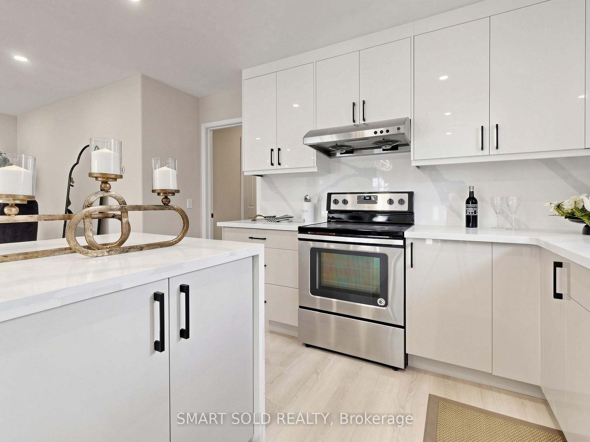 76 Clancy Drive, Toronto, ON M2J 2V8 photo 5