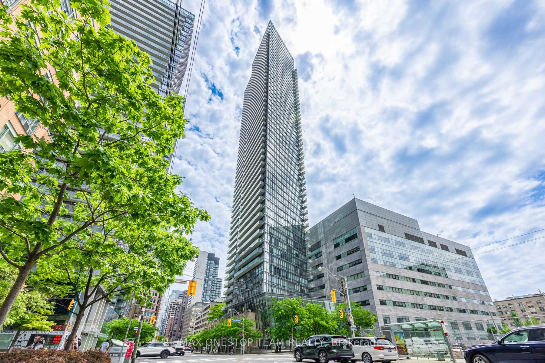 832 Bay Street 4110, Toronto, ON M5S 1Z6