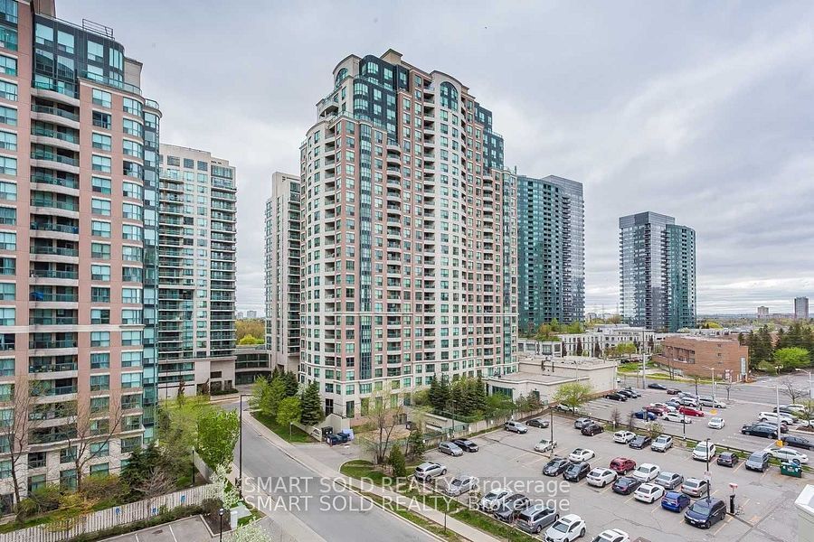 5508 Yonge Street 706, Toronto, ON M2N 7L2 photo 2