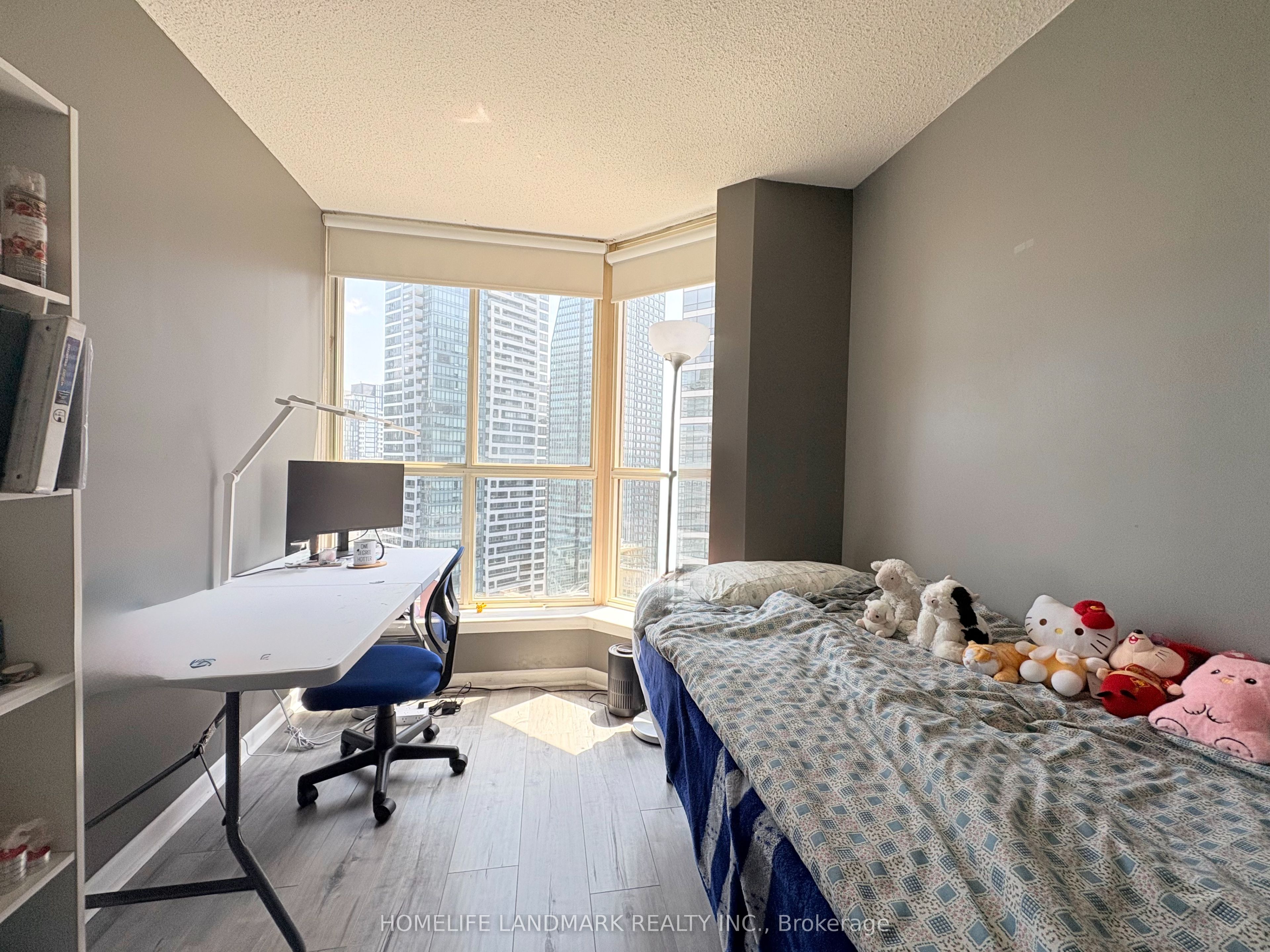 44 St Joseph Street 2610, Toronto, ON M4Y 2W4 photo 2