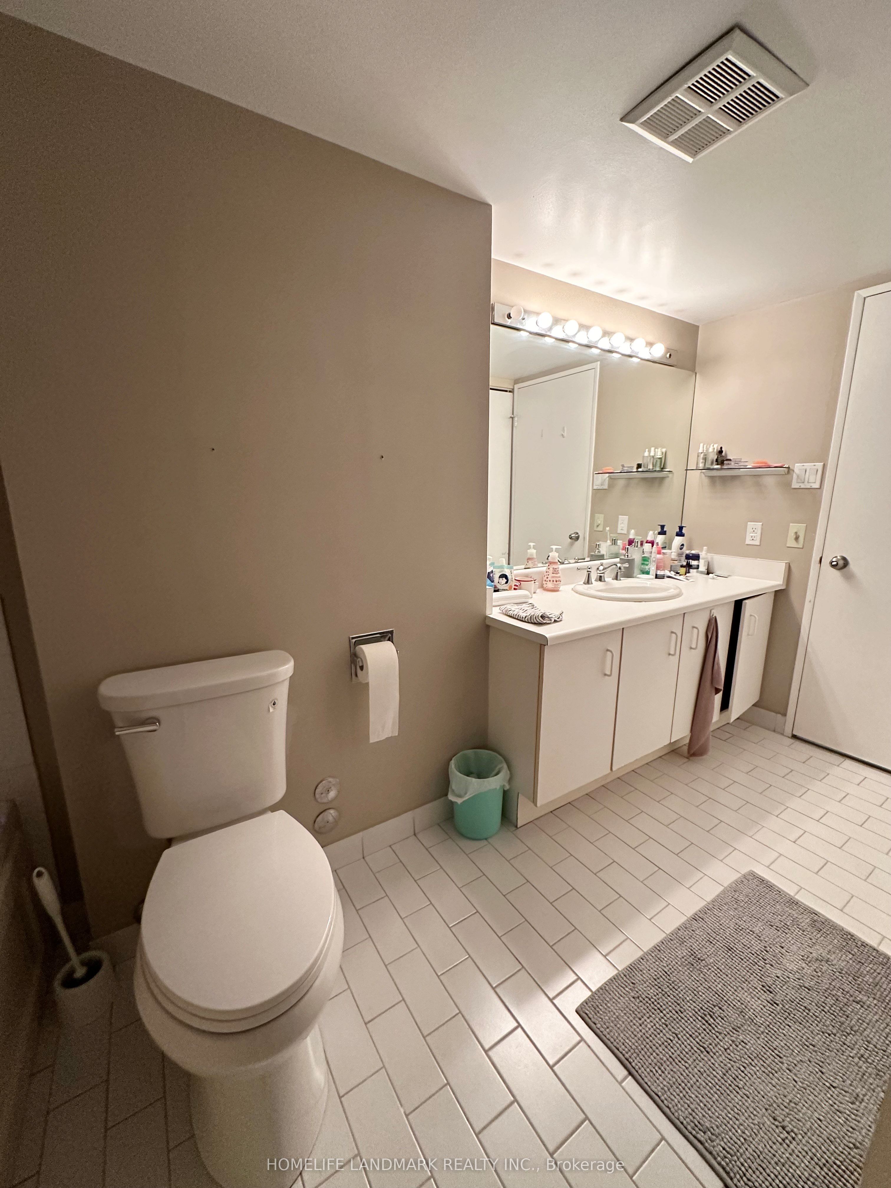 44 St Joseph Street 2610, Toronto, ON M4Y 2W4 photo 5