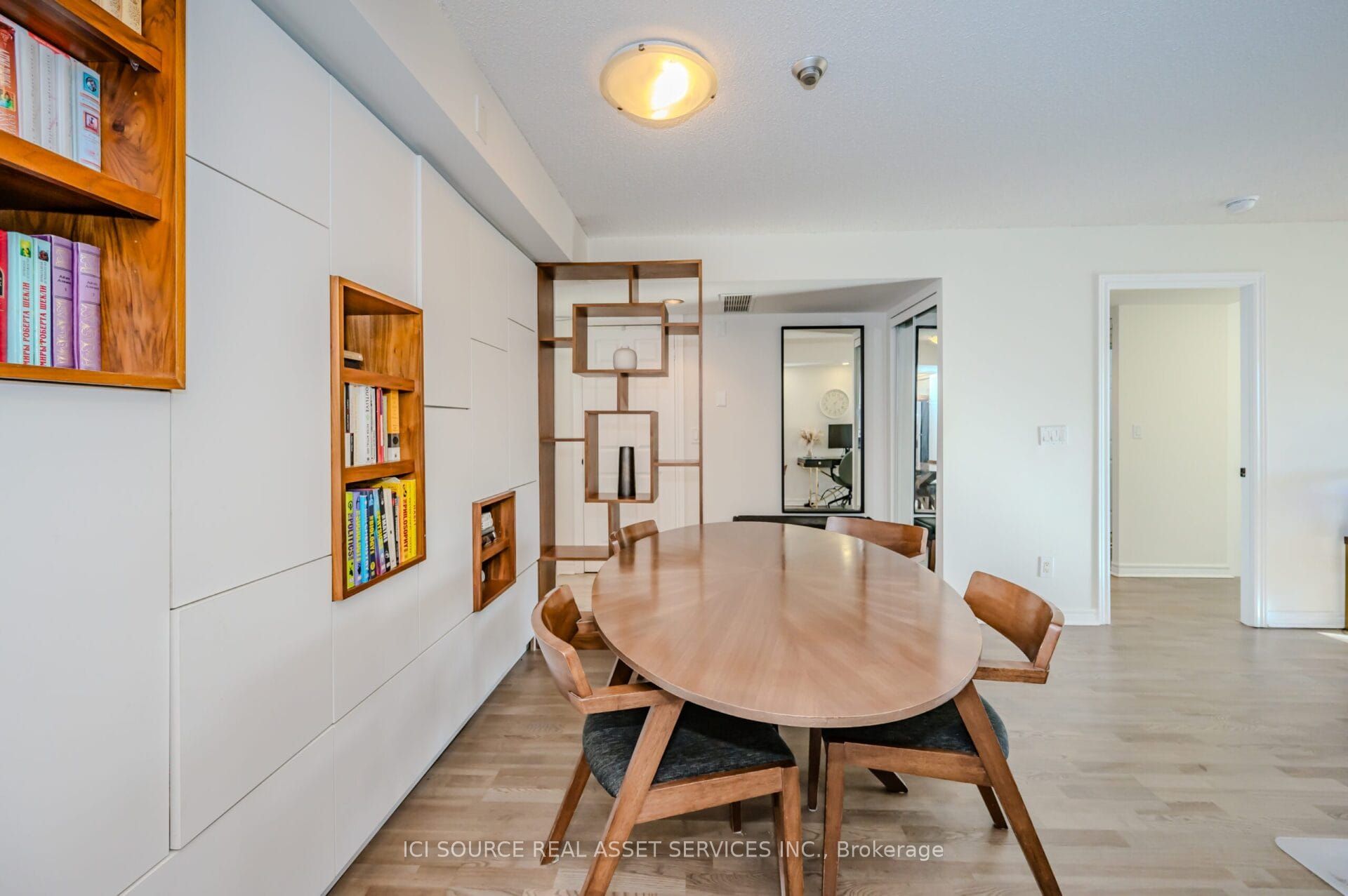 211 Randolph Road 316, Toronto, ON M4G 4H1 photo 5