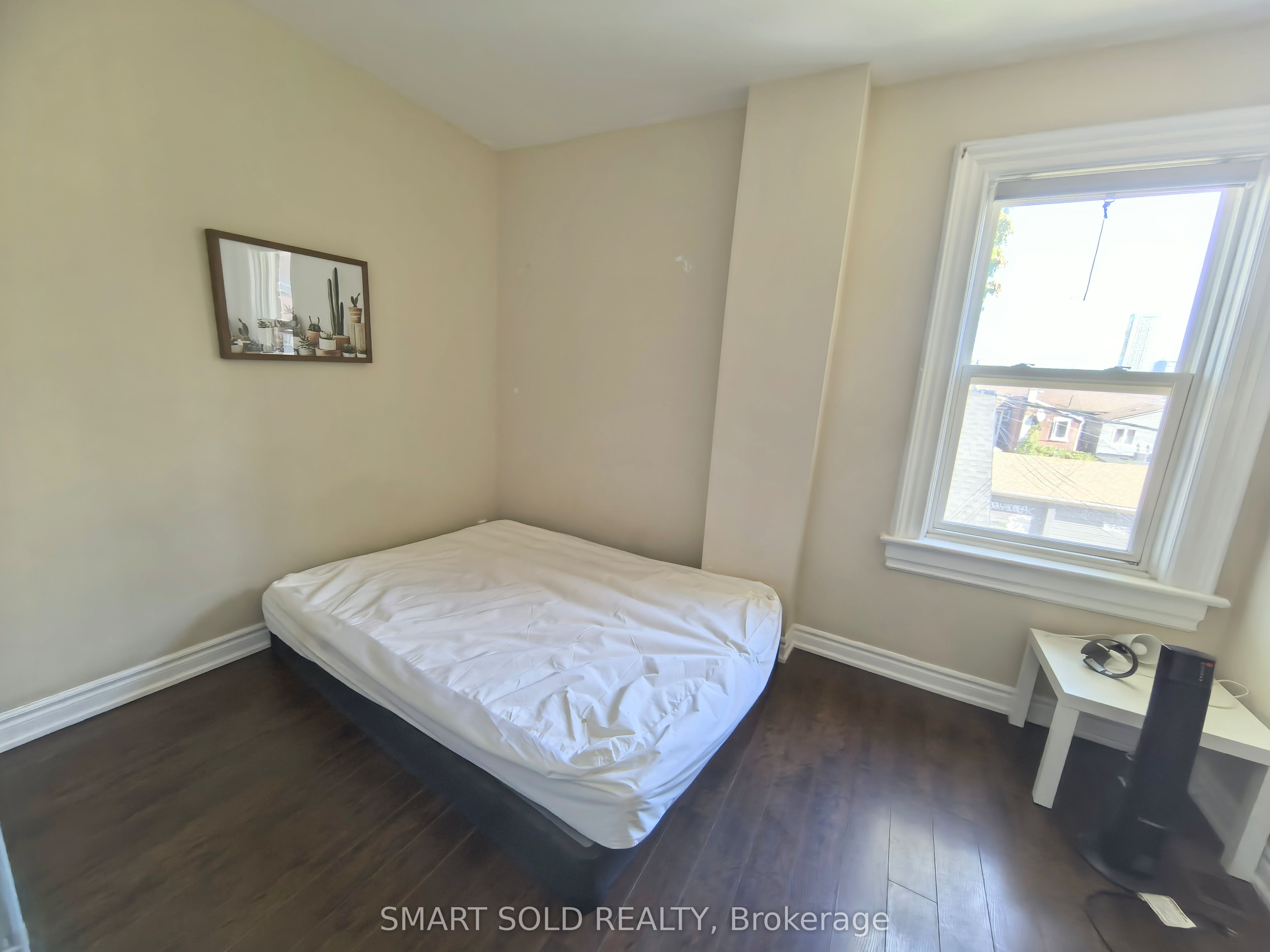 Upper 437 Bathurst Street, Toronto, ON M5T 2S9 photo 2