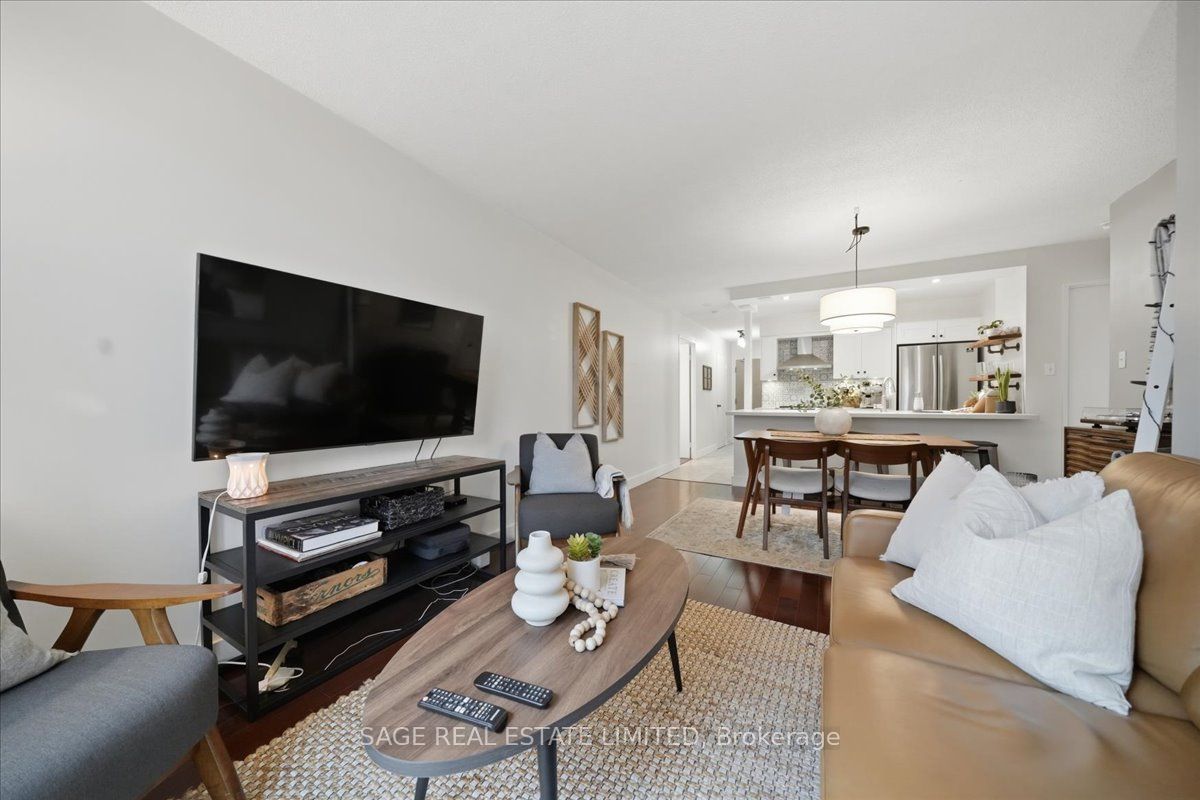 70 Mill Street 302, Toronto, ON M5A 4R1 photo 4