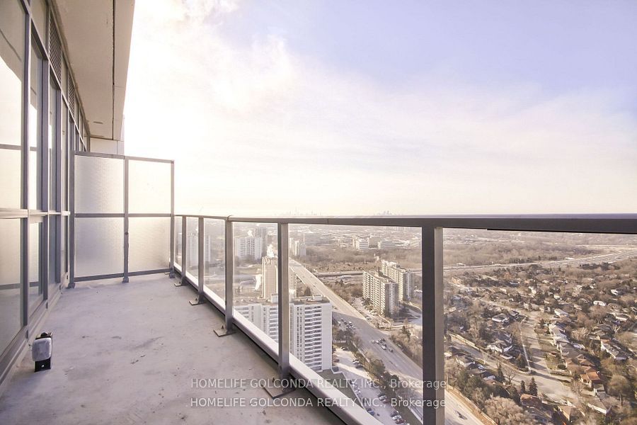 32 Forest Manor Road 3301, Toronto, ON M2J 0H2 photo 3