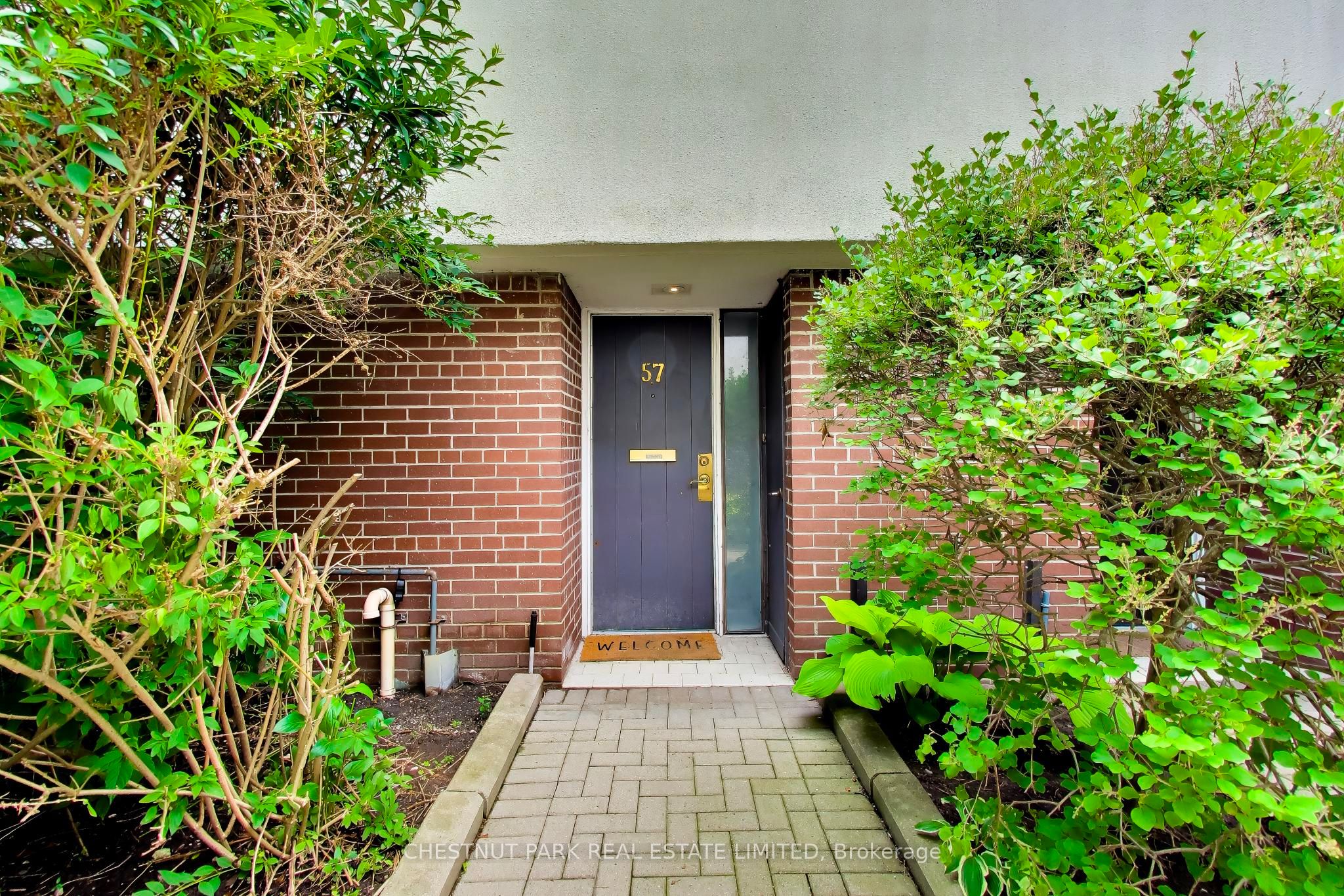 396 Woodsworth Road 57, Toronto, ON M2L 2T9 photo 2