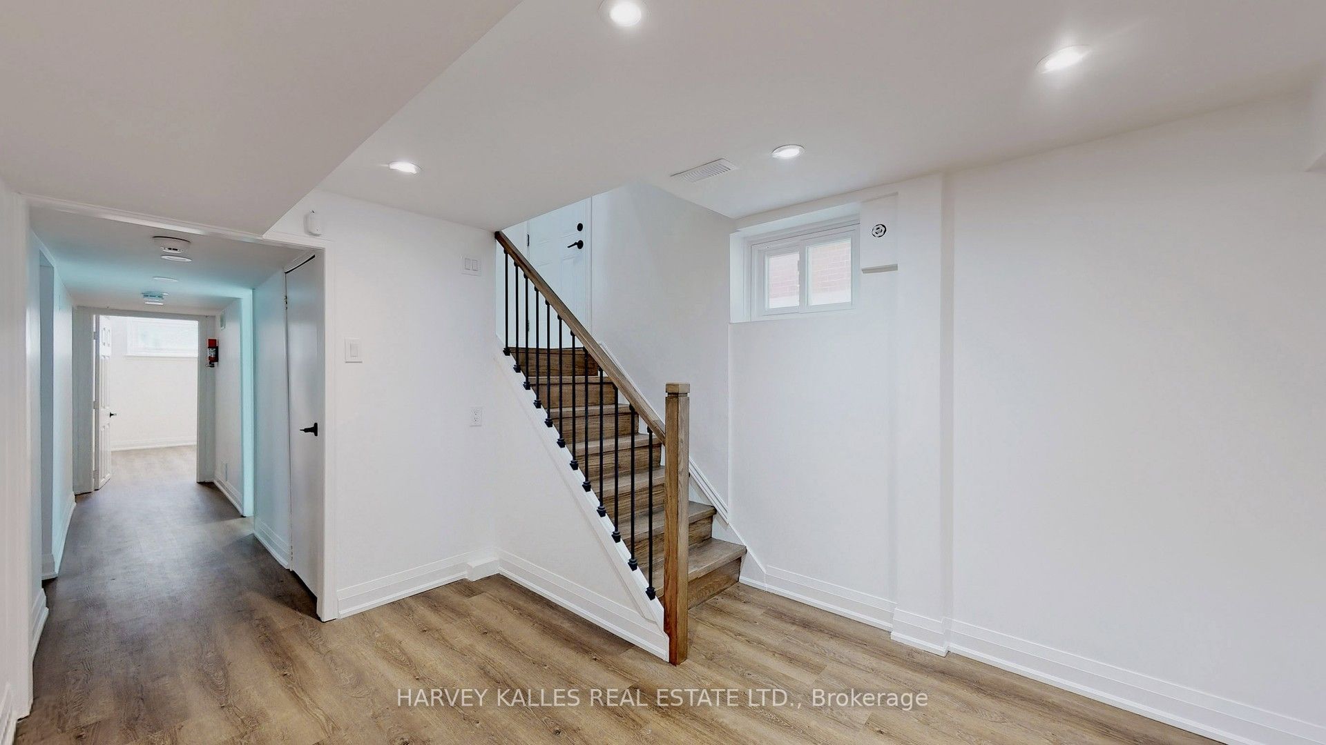7 Pannahill Road Bsmt, Toronto, ON M3H 4N2 photo 2