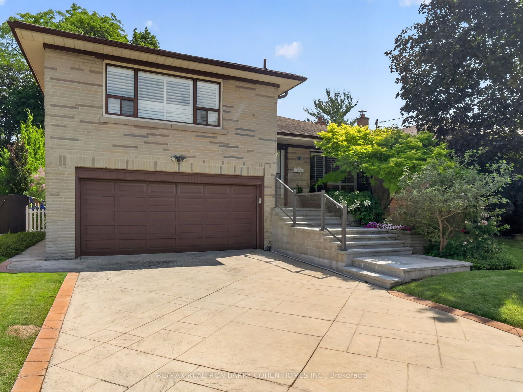 105 Palm Drive, Toronto, ON M3H 2C2 photo 2