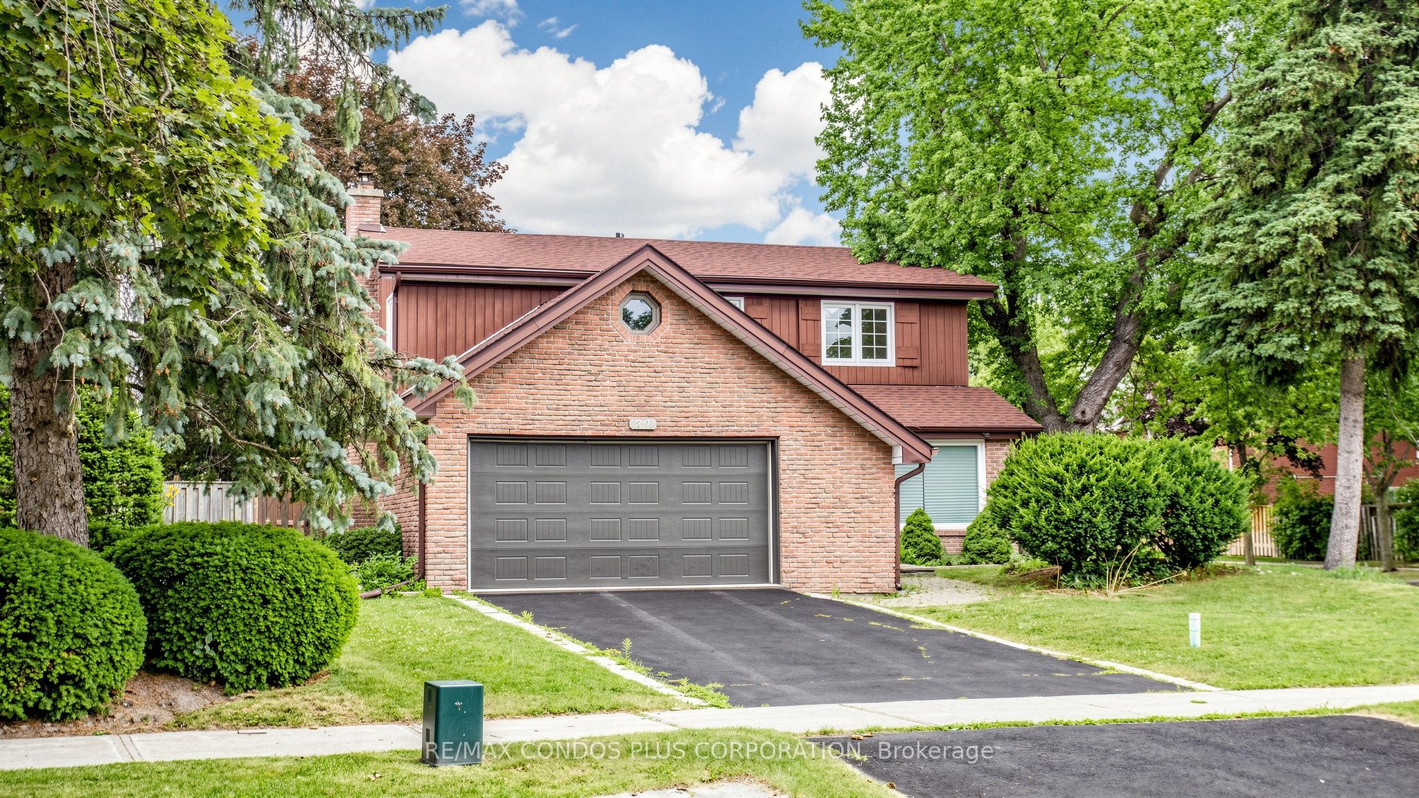 22 Denlow Boulevard, Toronto, ON M3B 1P4 photo 5