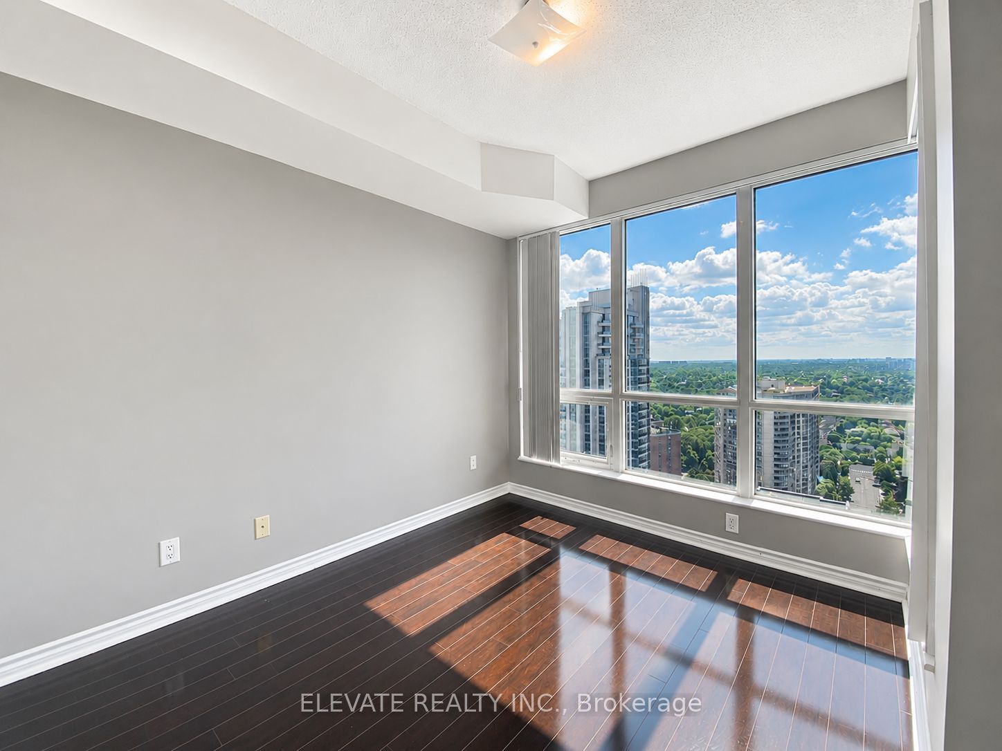60 Byng Avenue 2401, Toronto, ON M2N 7K3