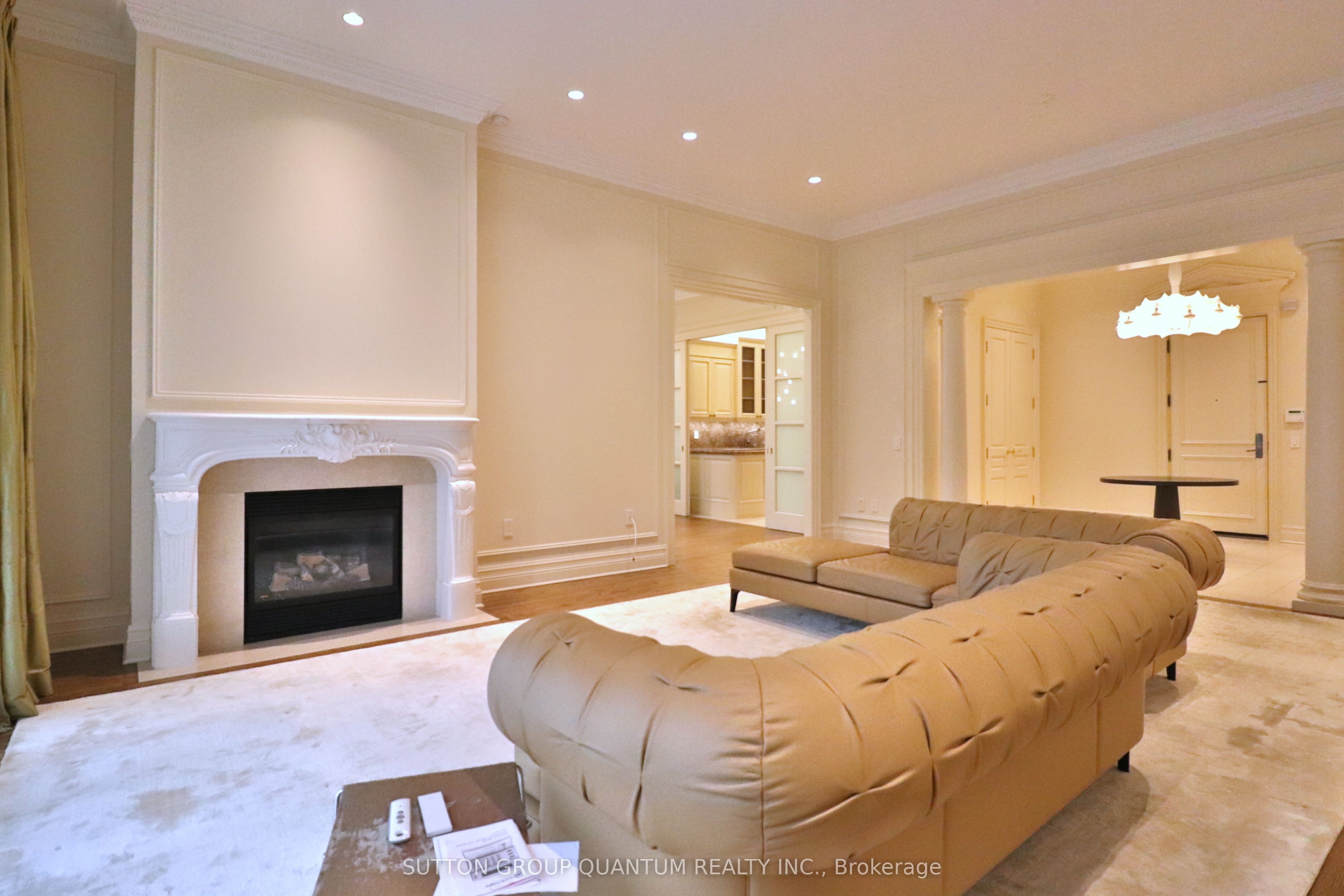 1 Post Road 108, Toronto, ON M3B 3R4 photo 5