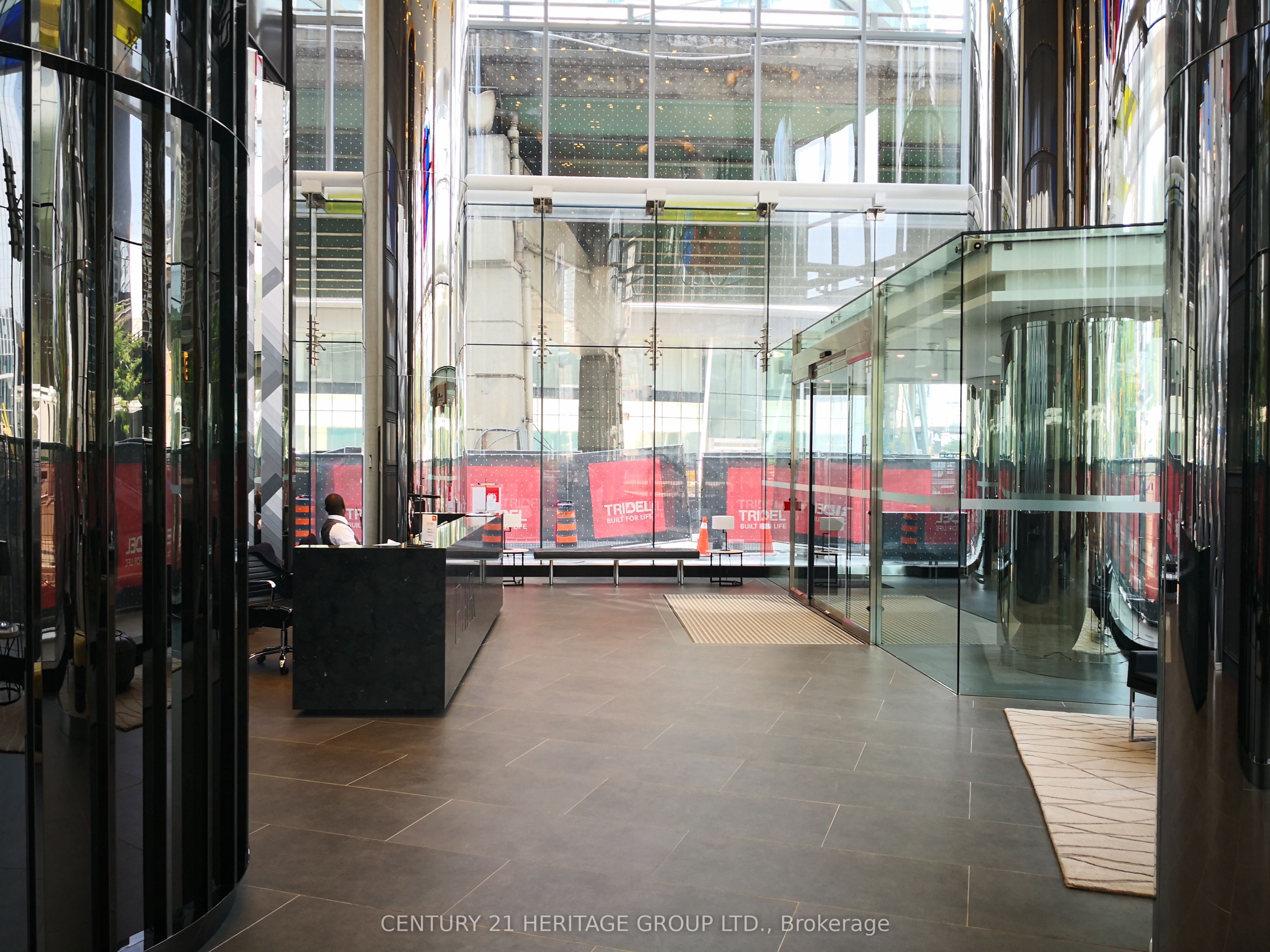 10 York Street 3002, Toronto, ON M5J 0E1 photo 2