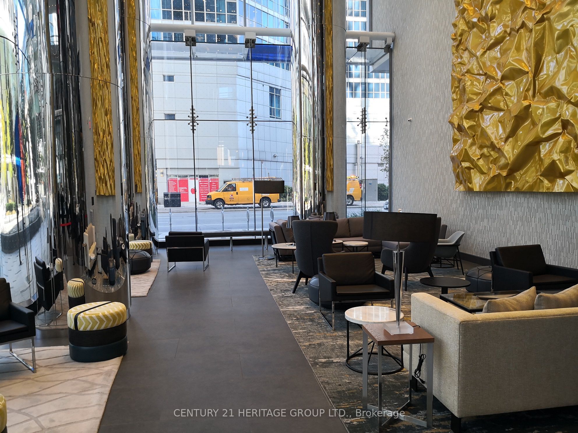 10 York Street 3002, Toronto, ON M5J 0E1 photo 3