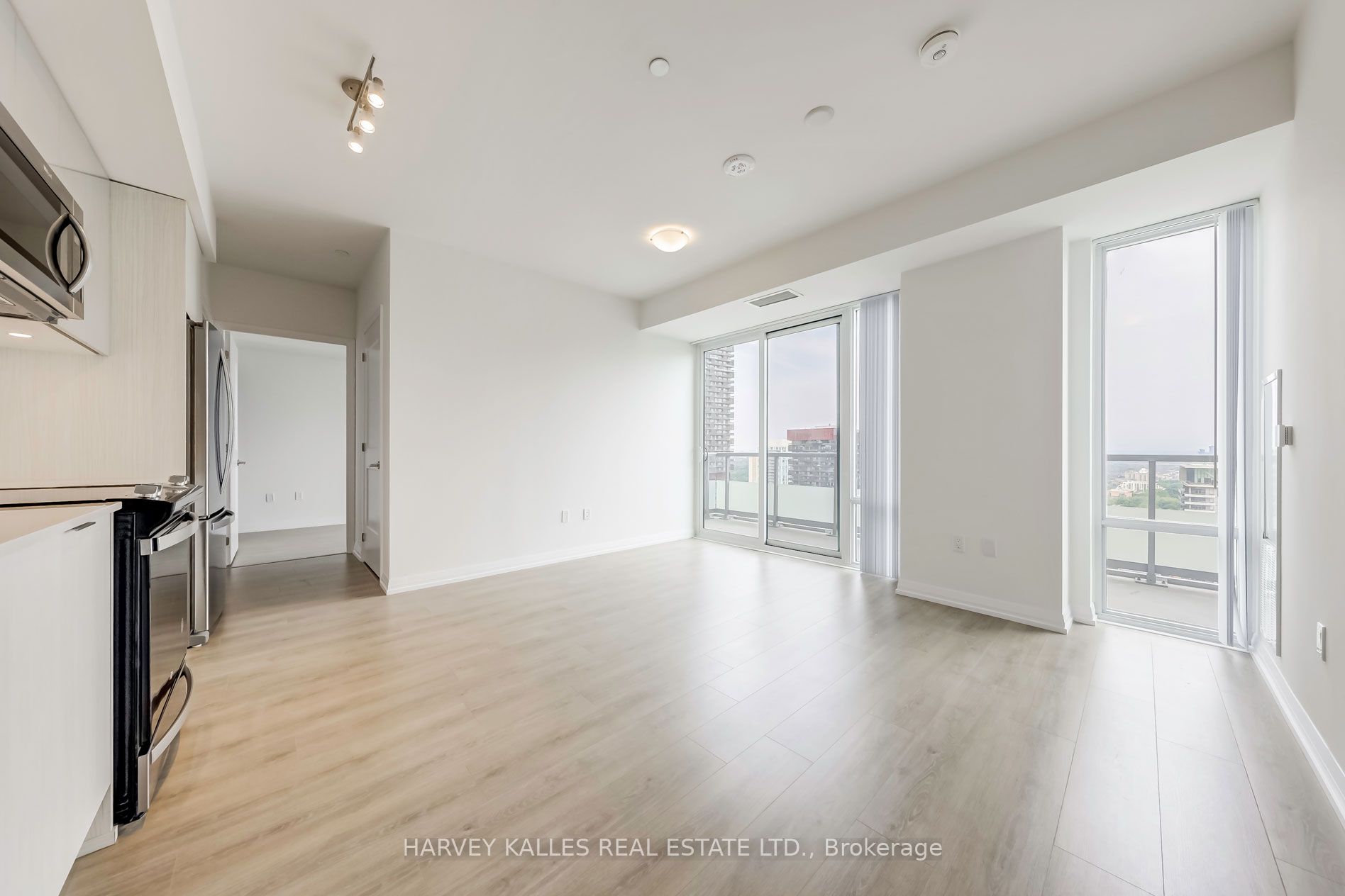 50 Dunfield Avenue LPH18, Toronto, ON M4S 0E4 photo 5