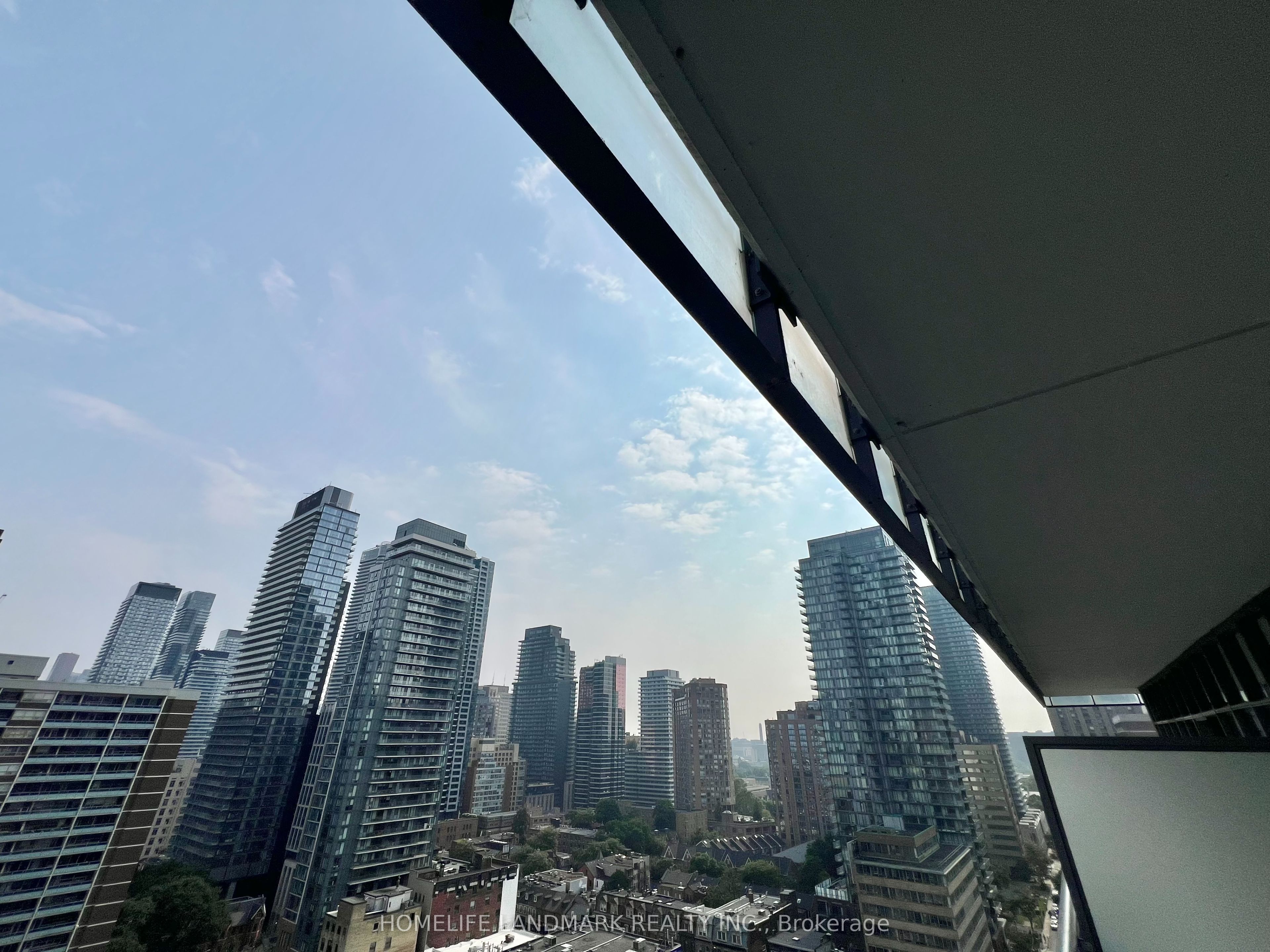 33 Charles Street E 1604, Toronto, ON M4S 0A2 photo 5