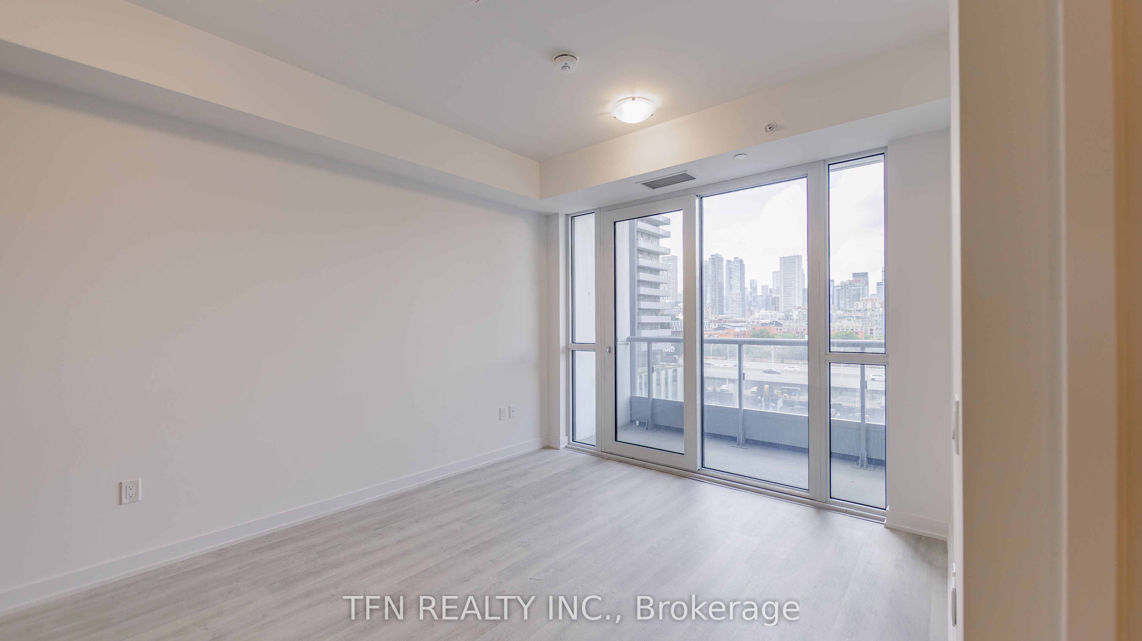 15 Richardson Street 801, Toronto, ON M5A 0Y5