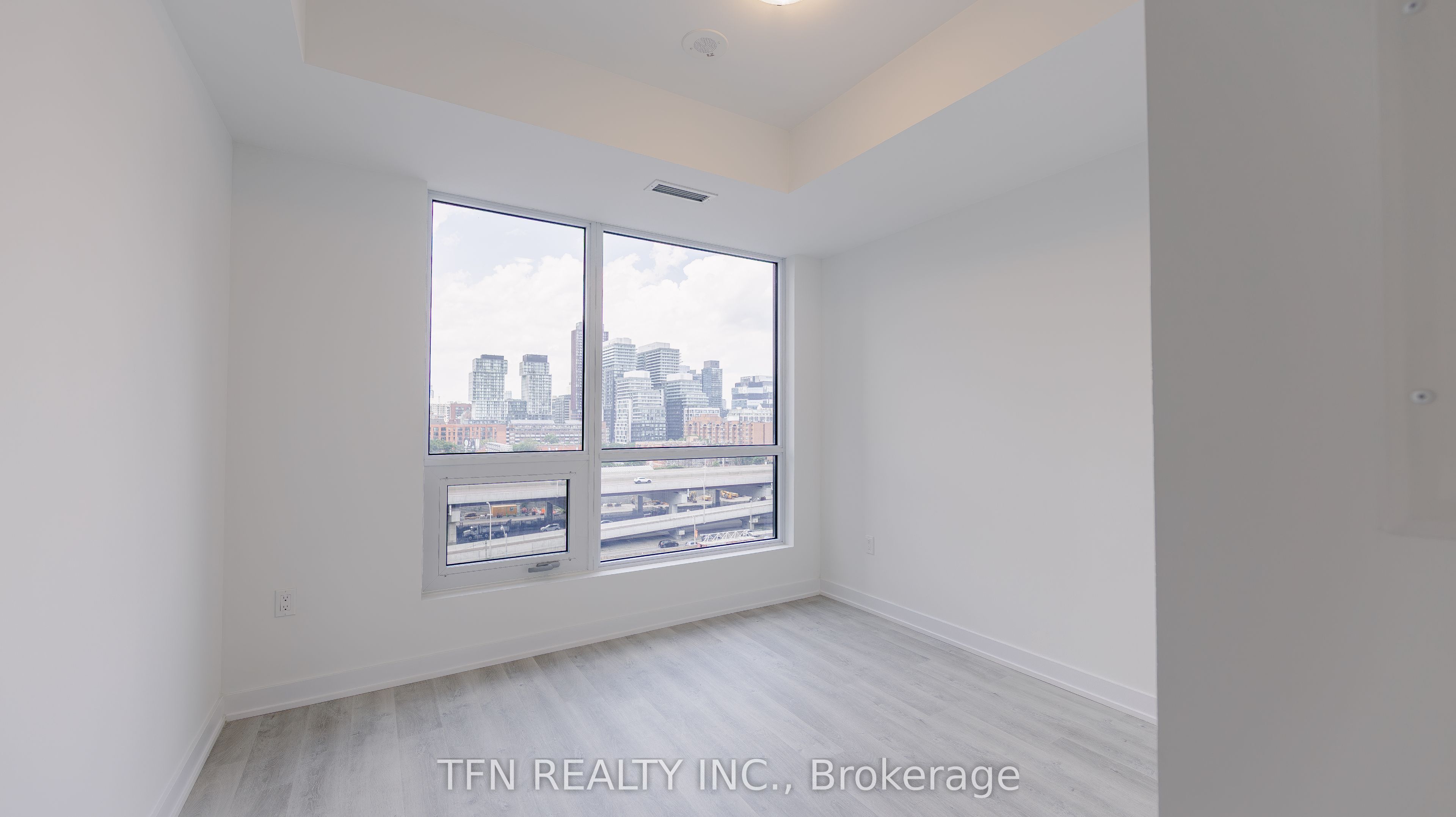 15 Richardson Street 801, Toronto, ON M5A 0Y5 photo 3