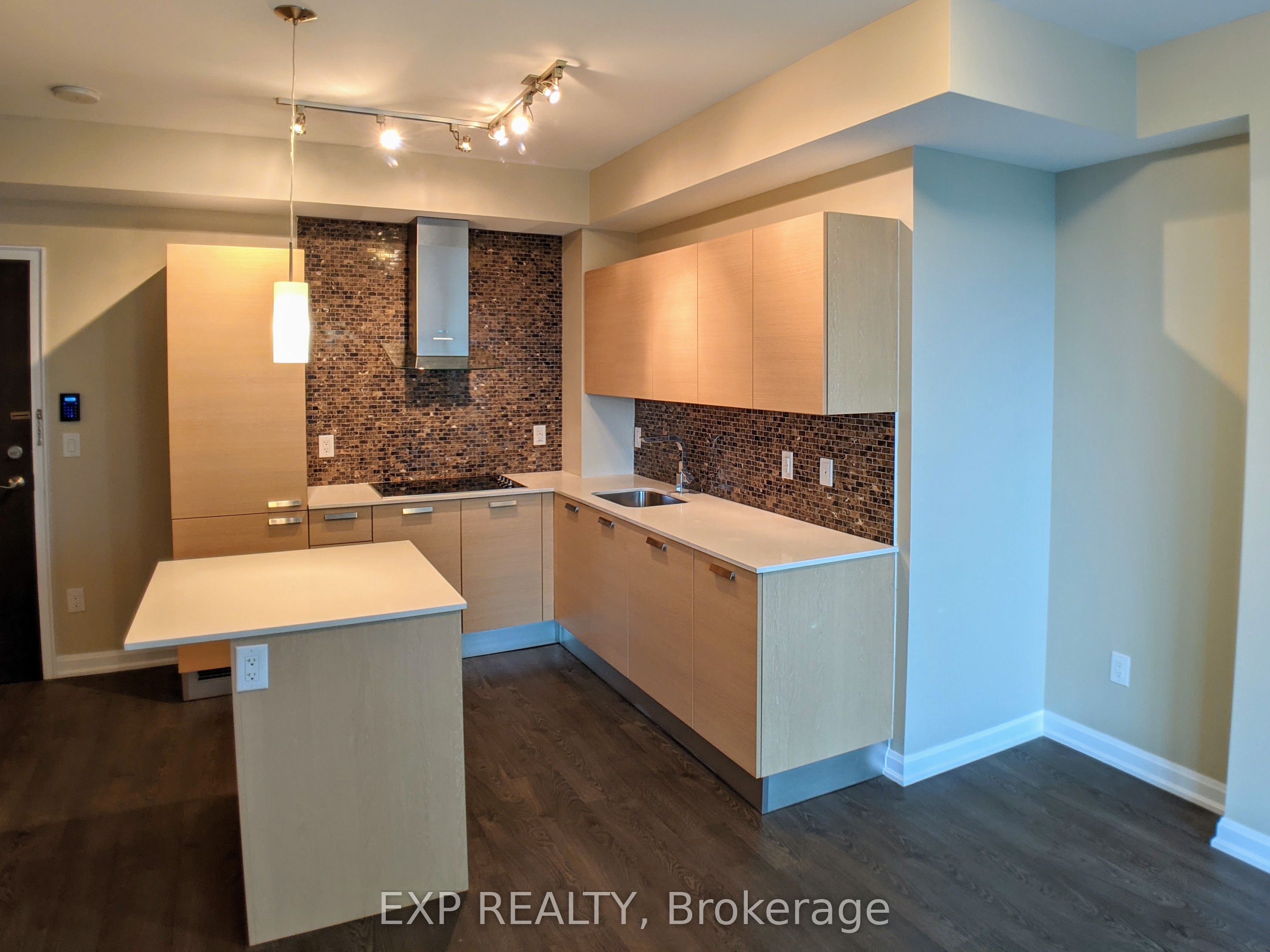 9 Bogert Avenue 2501, Toronto, ON M2N 0H3 photo 2
