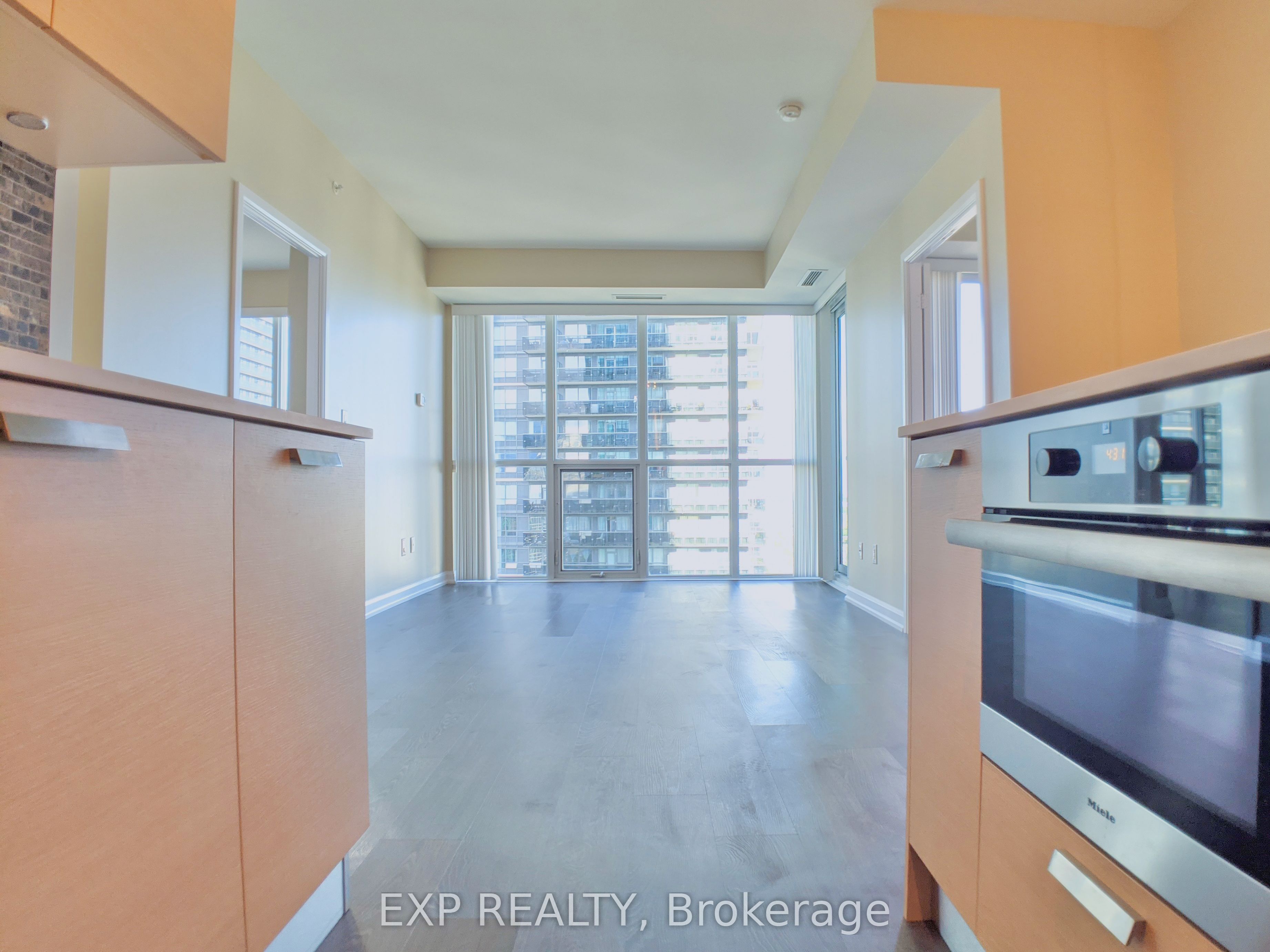 9 Bogert Avenue 2501, Toronto, ON M2N 0H3 photo 5