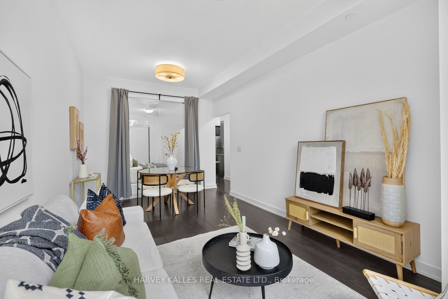 1603 Eglinton Avenue W 214, Toronto, ON M6E 0A1 photo 4