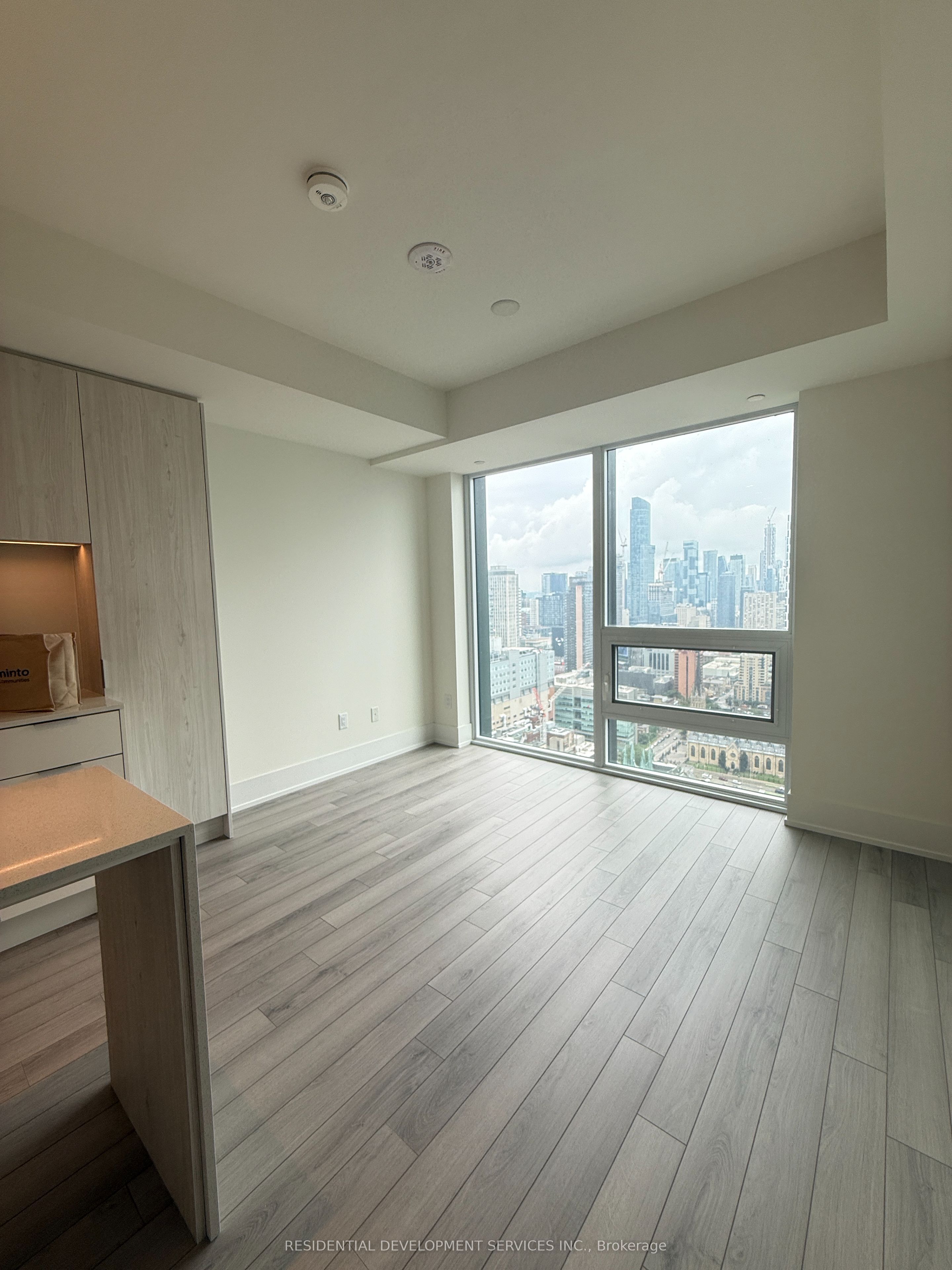 89 Church Street 4304, Toronto, ON M5C 0B7 photo 5