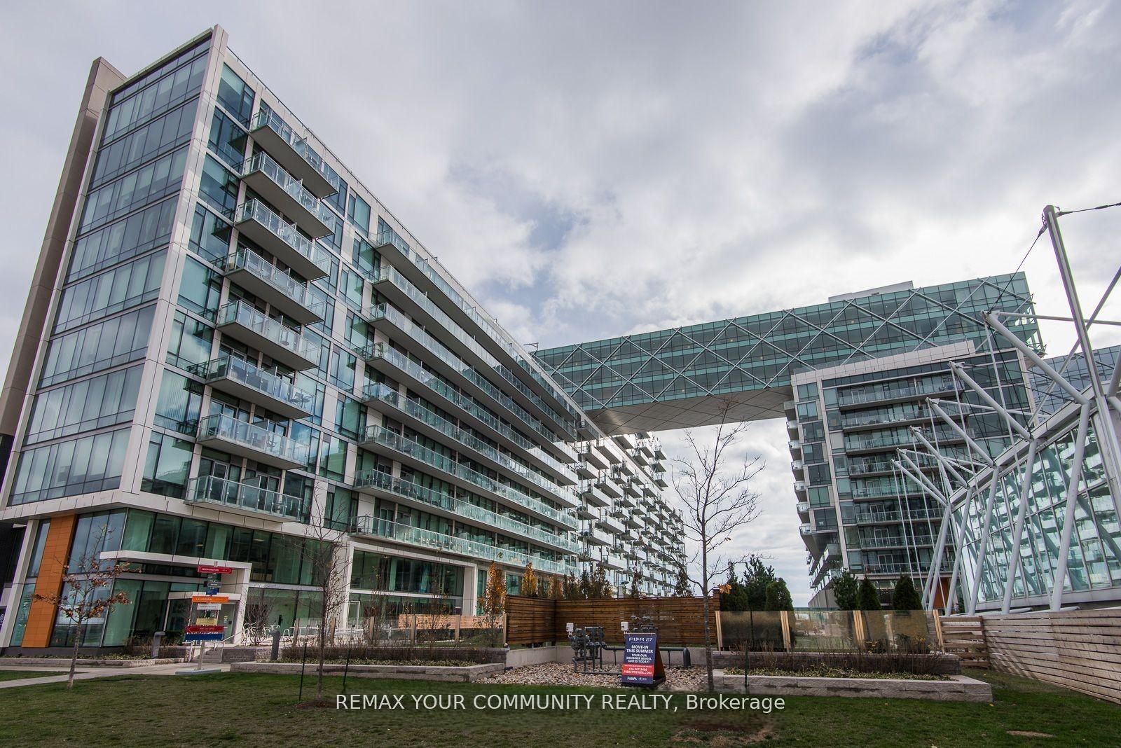 39 Queens Quay E 815, Toronto, ON M5E 0A5