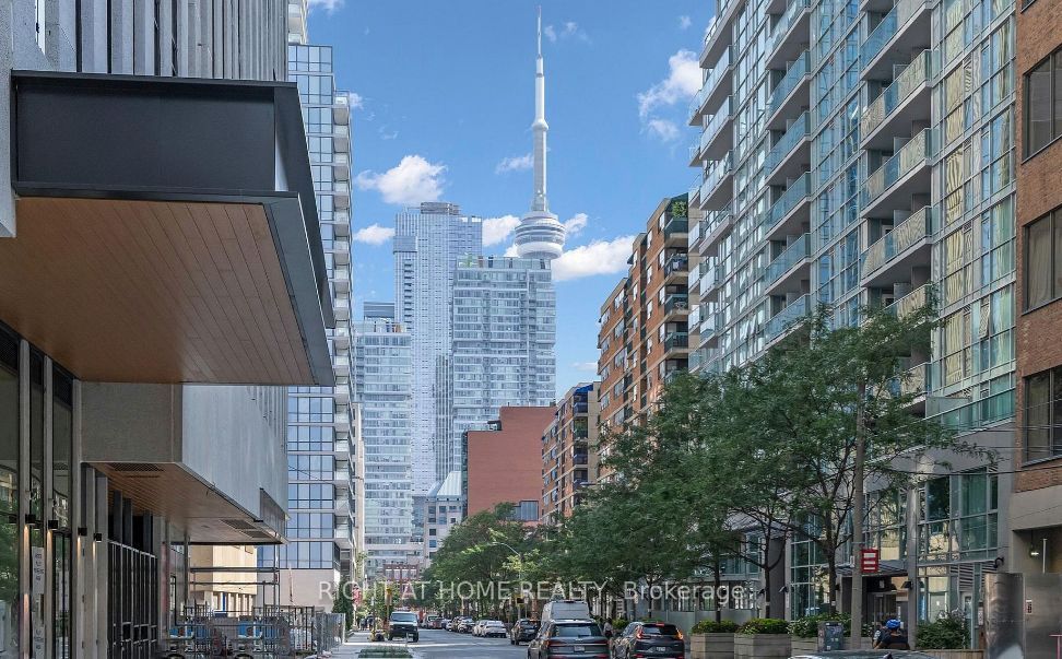 121 St Patrick Street 411, Toronto, ON M5T 0B8 photo 3