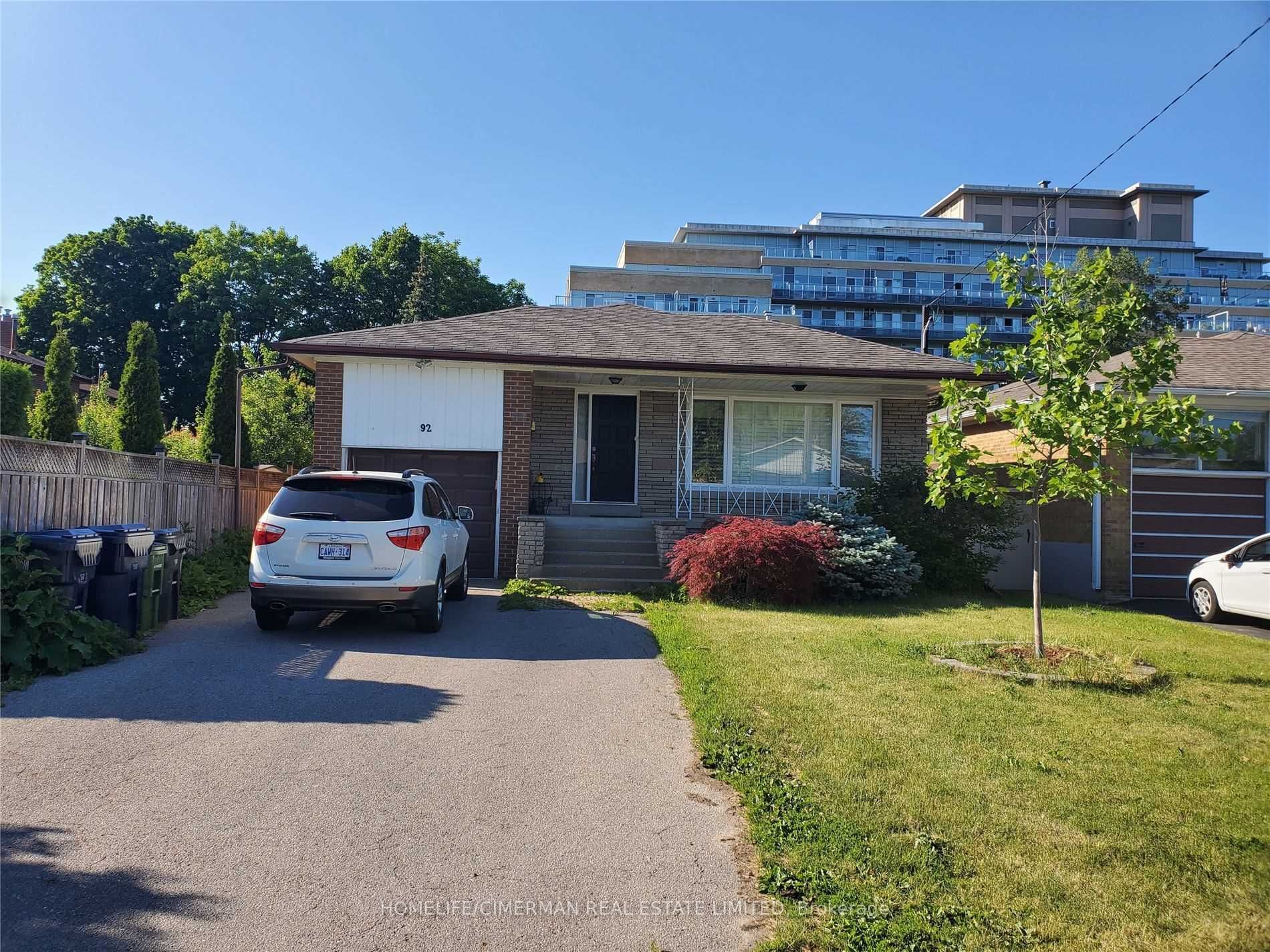 92 Alexis Boulevard Basement Unit 1, Toronto, ON M3H 2P7