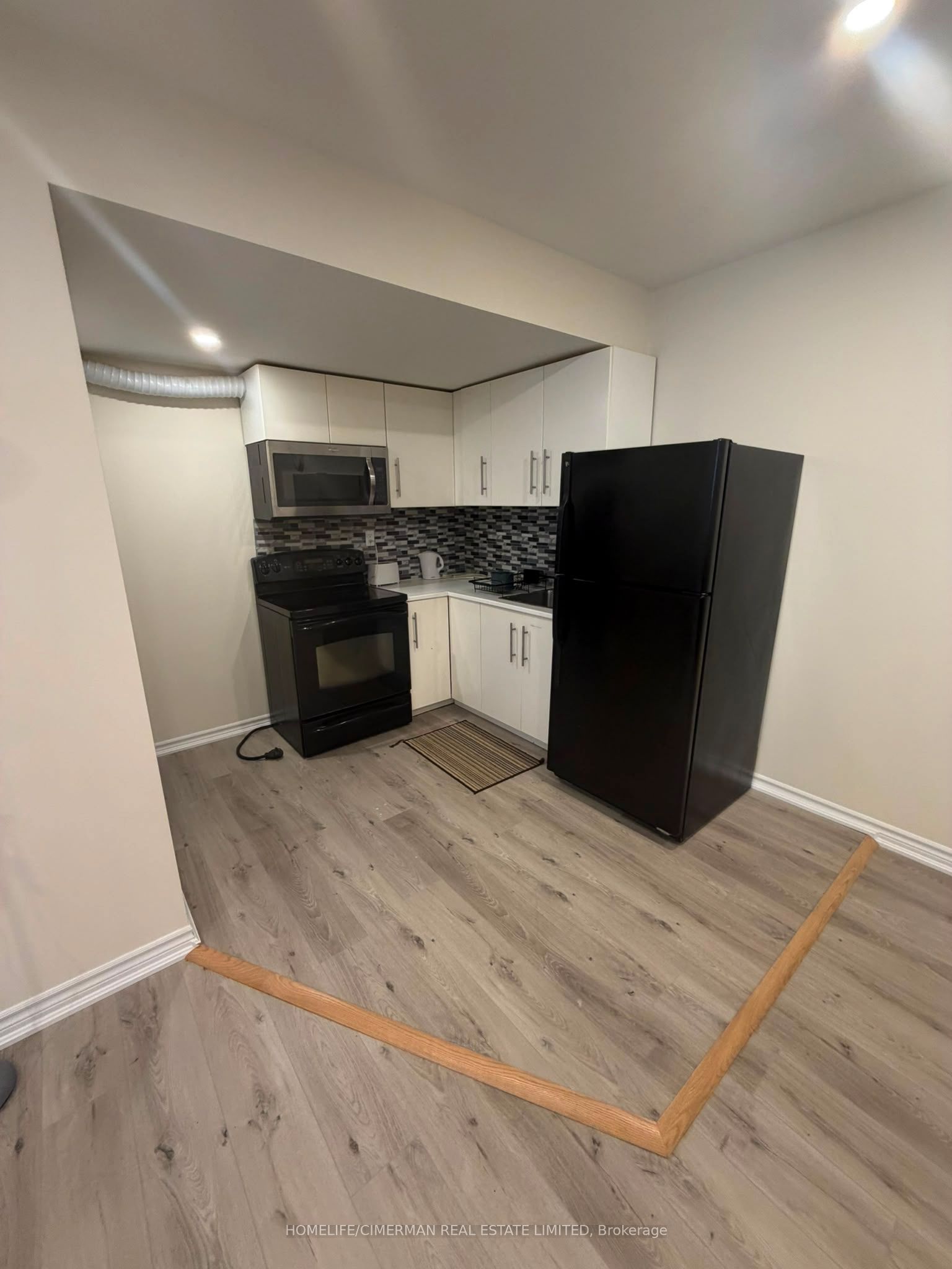92 Alexis Boulevard Basement Unit 1, Toronto, ON M3H 2P7 photo 3