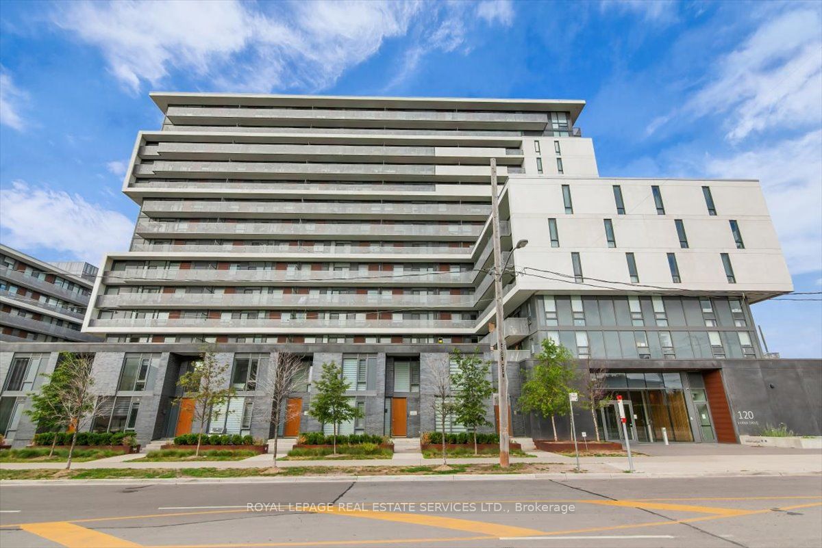 120 Varna Drive 401, Toronto, ON M6A 0B3