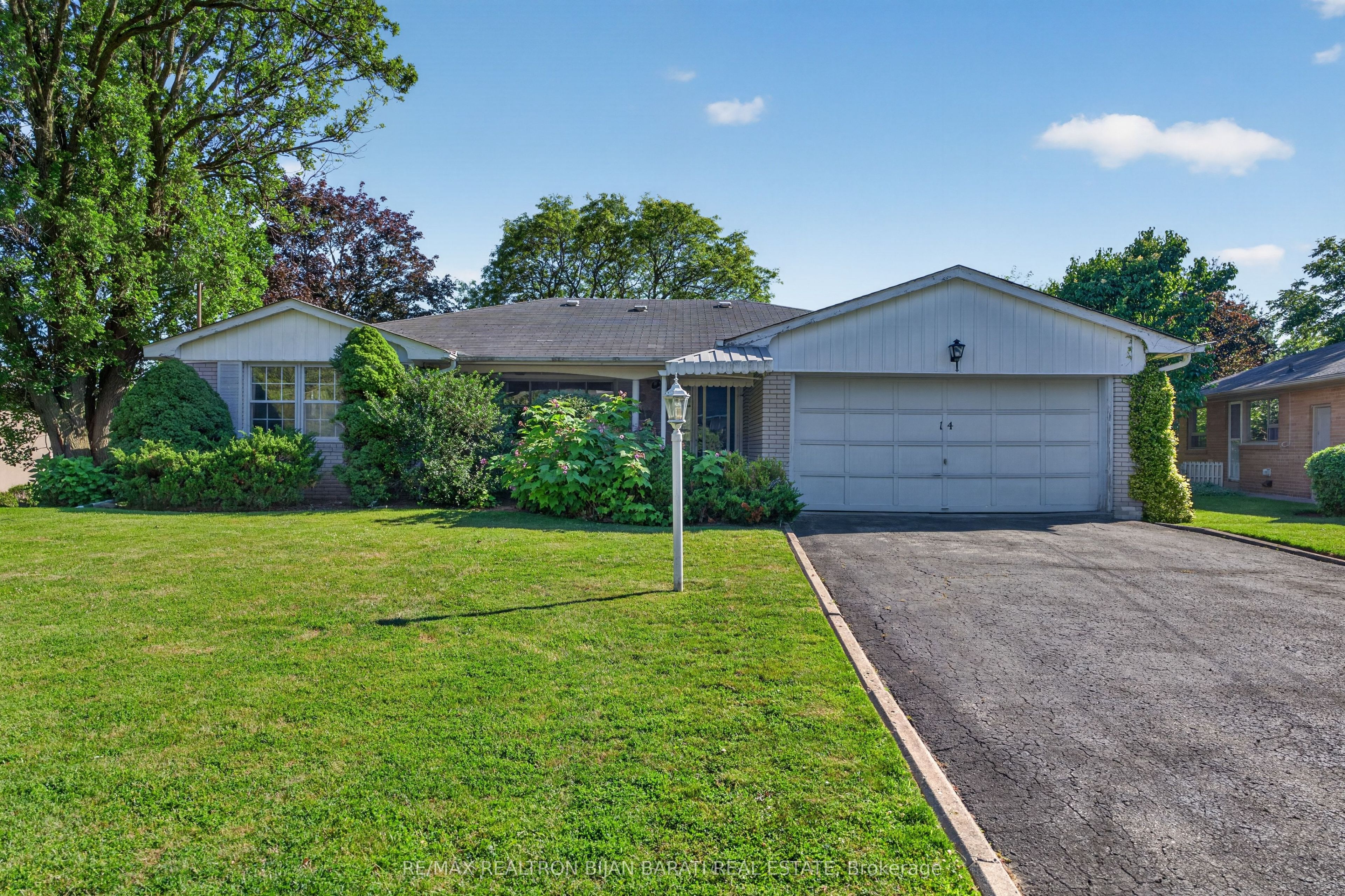 14 Heathview Avenue, Toronto, ON M2K 2C1 photo 2