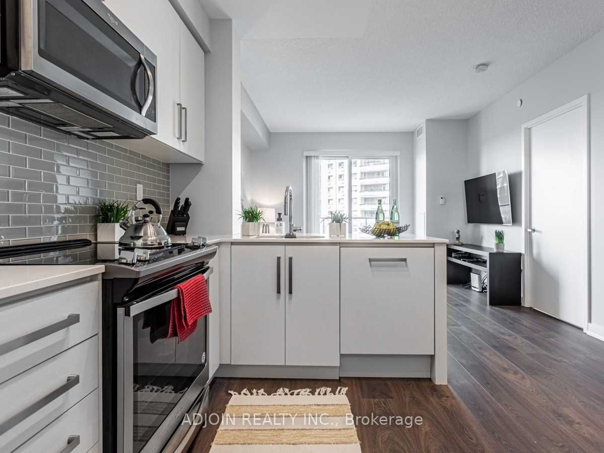 5180 Yonge Street 612, Toronto, ON M2N 5P6 photo 2
