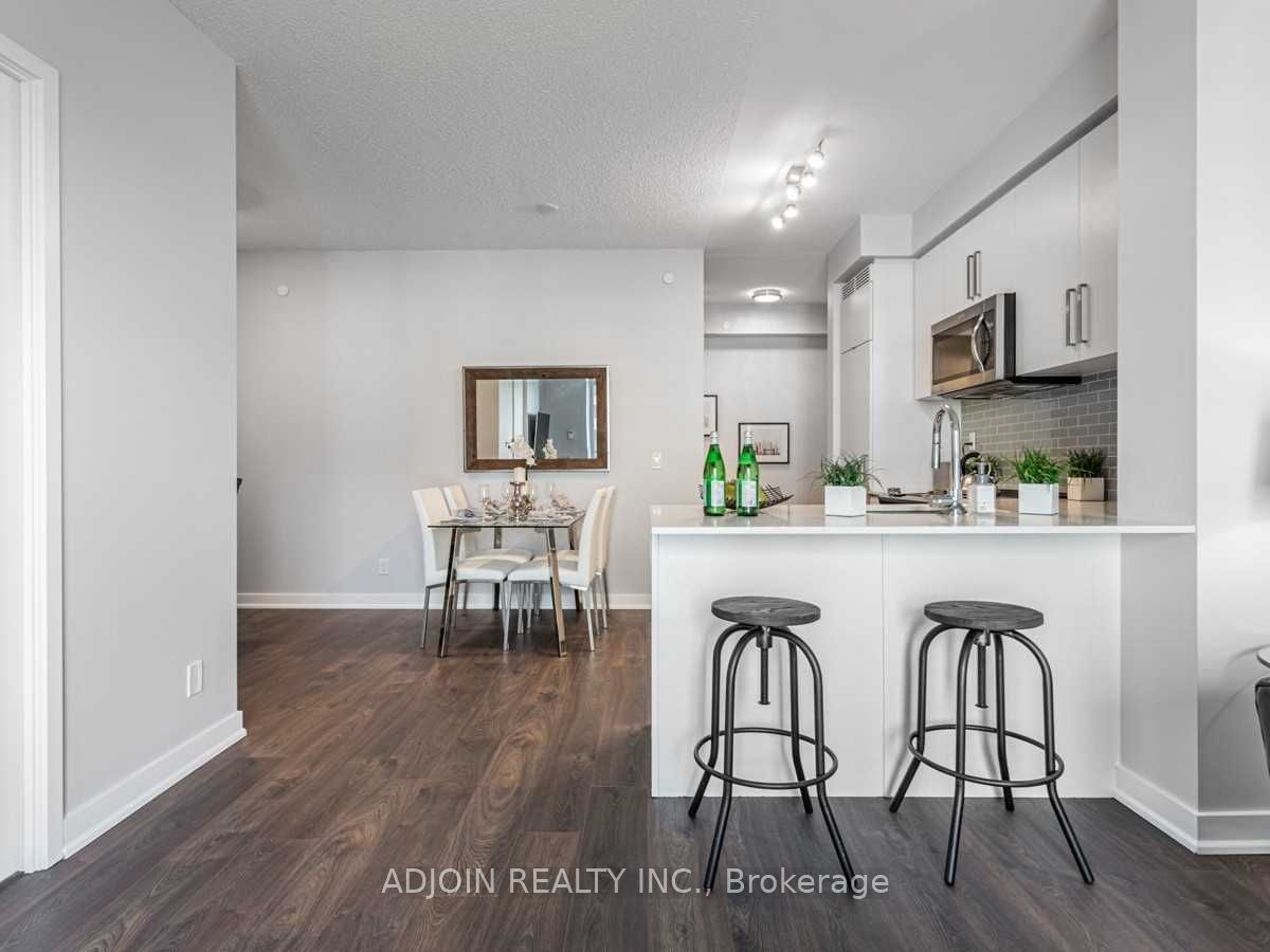 5180 Yonge Street 612, Toronto, ON M2N 5P6 photo 4