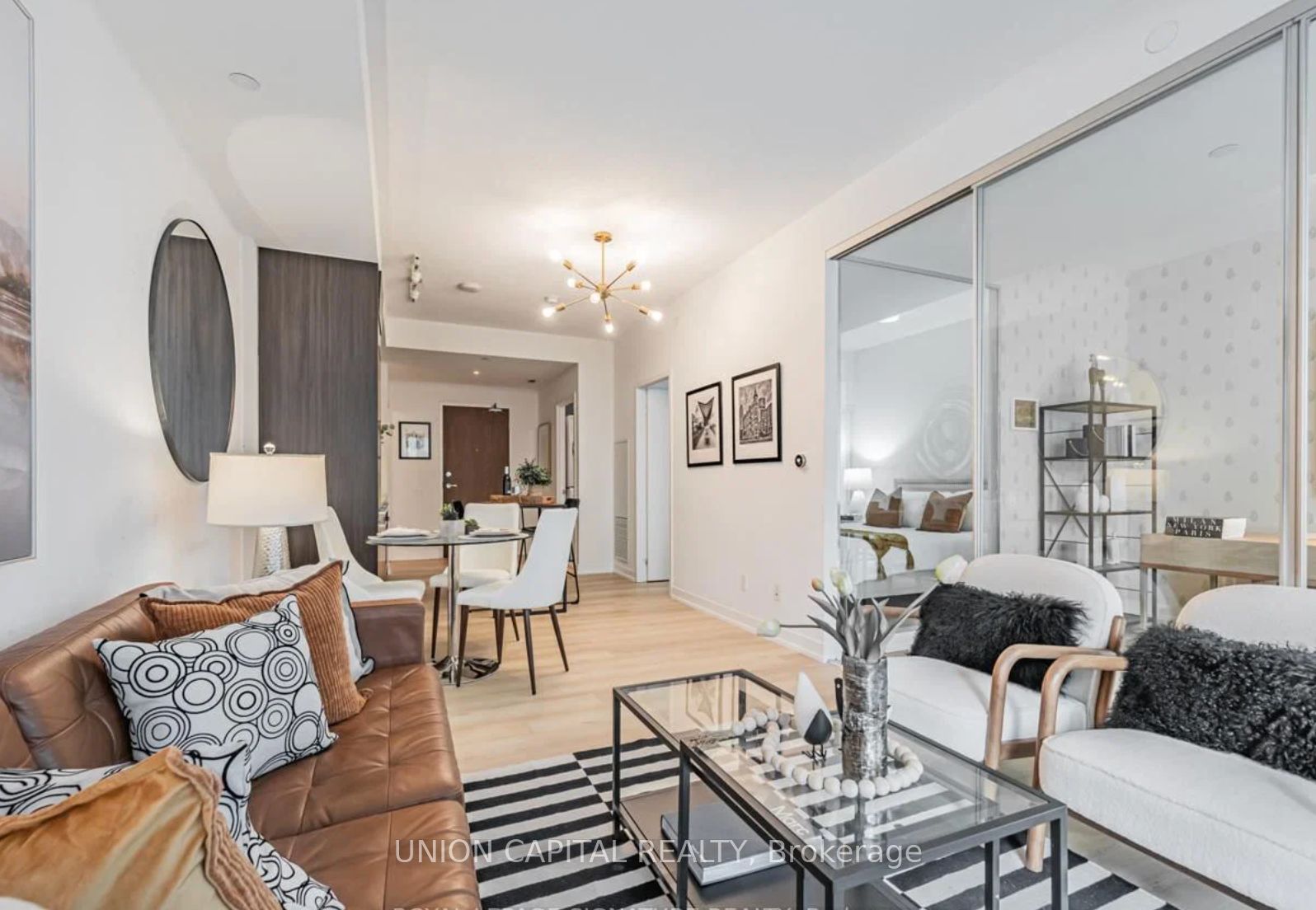 90 Queens Wharf Road 508, Toronto, ON M5V 0E6 photo 5
