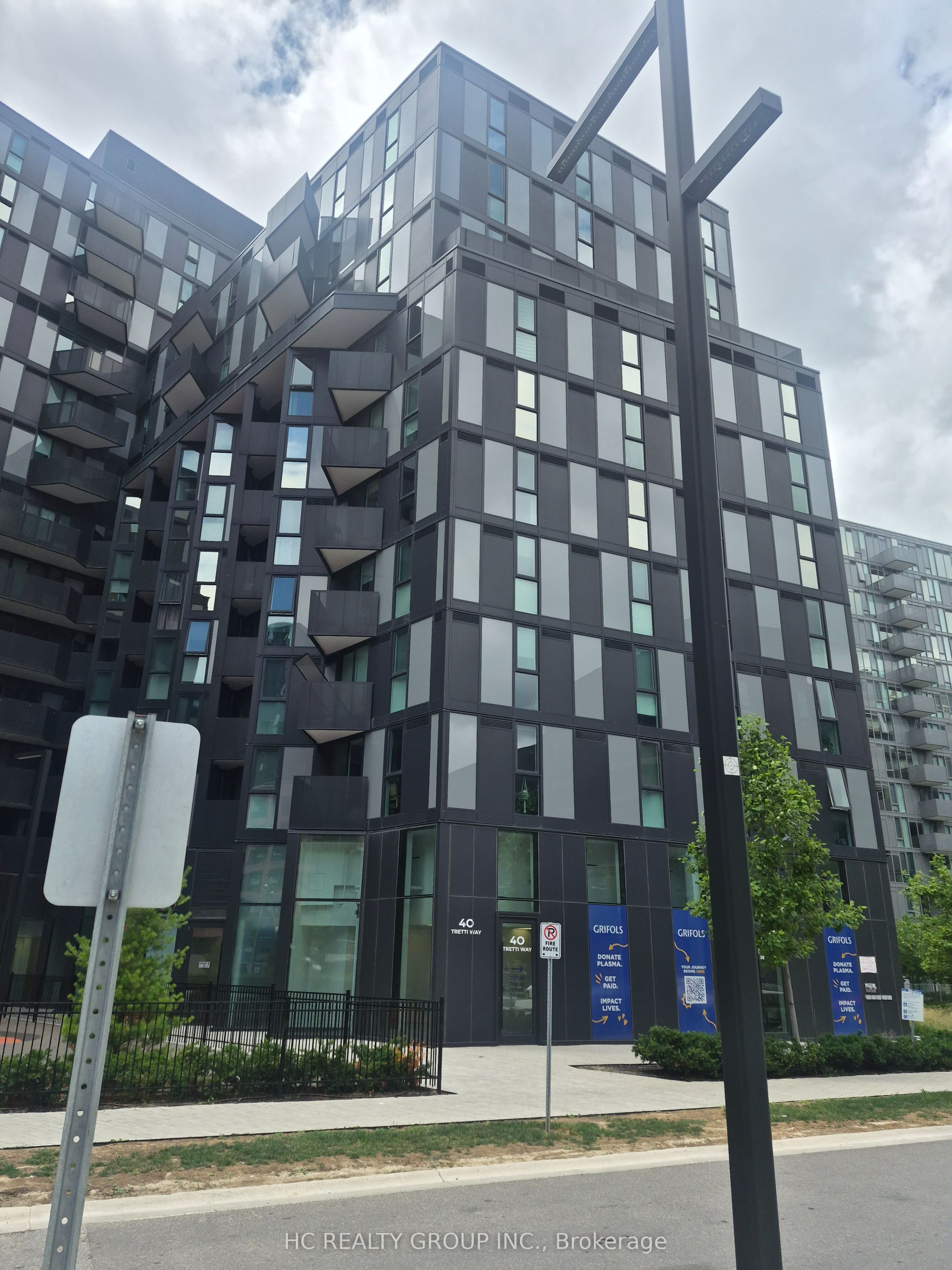 30 Tretti Way 812, Toronto, ON M3H 0E3 photo 3