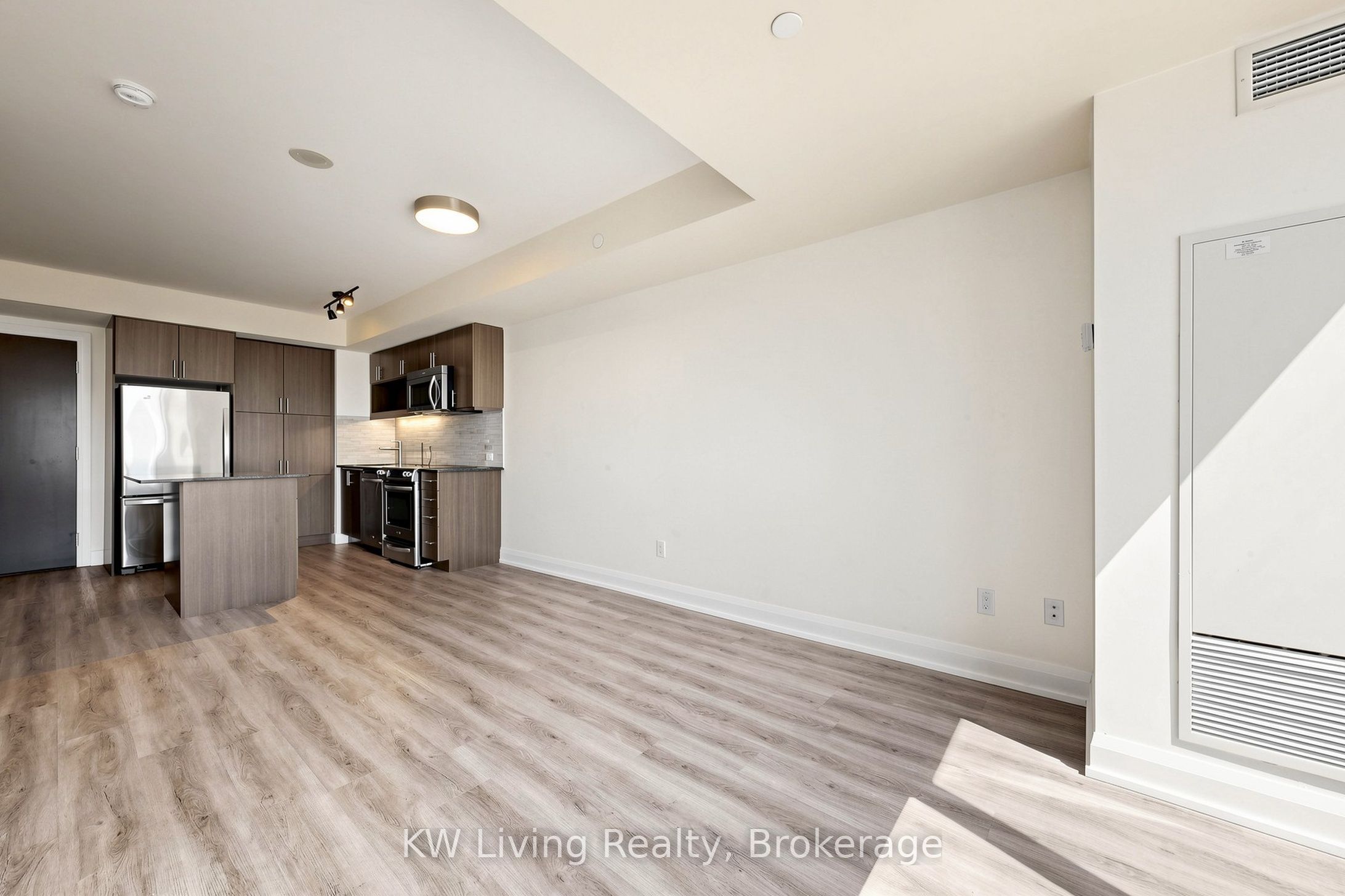 18 Graydon Hall Drive 312, Toronto, ON M3A 0A4 photo 4