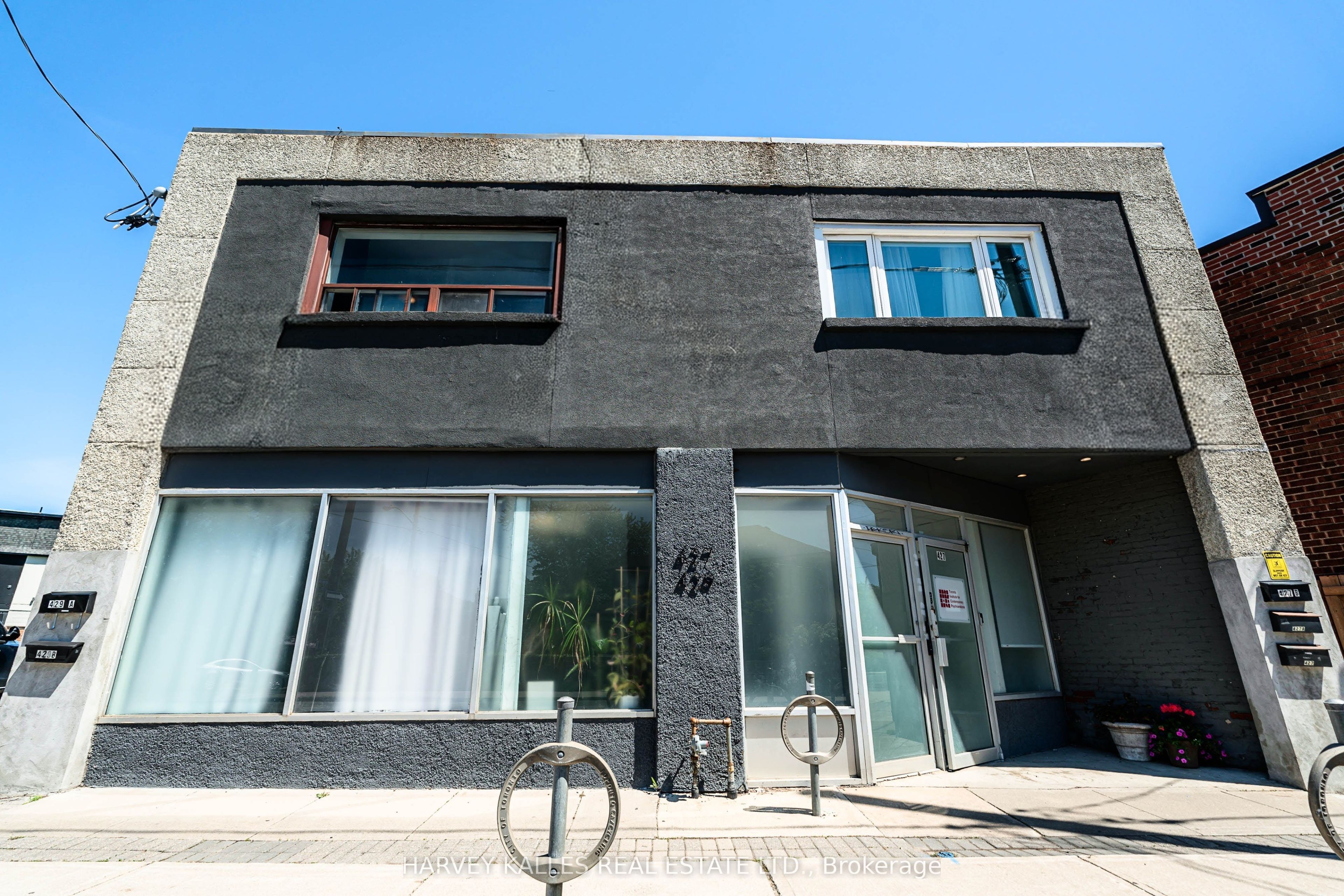 429 Vaughan Road Unit A, Toronto, ON M6C 2P1